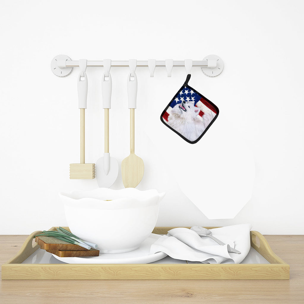 Samoyed Patriotic Pot Holder Set of 2 Heat Resistant Quilted Hot Pads 7.5 x 7.5 Inch, Insulated Kitchen Trivets for Cooking & Baking