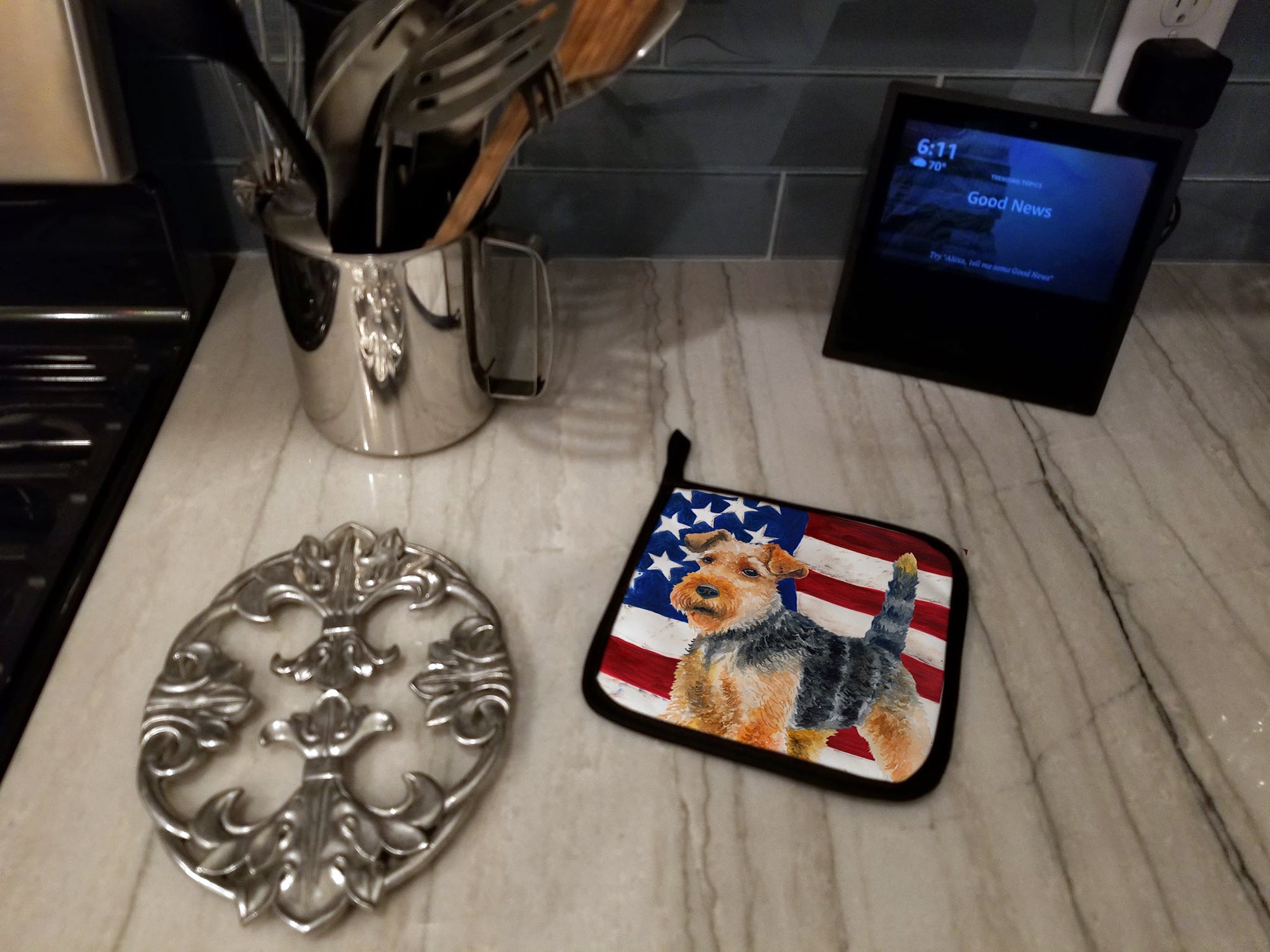 Welsh Terrier Patriotic Pot Holder Set of 2 Heat Resistant Quilted Hot Pads 7.5 x 7.5 Inch, Insulated Kitchen Trivets for Cooking & Baking