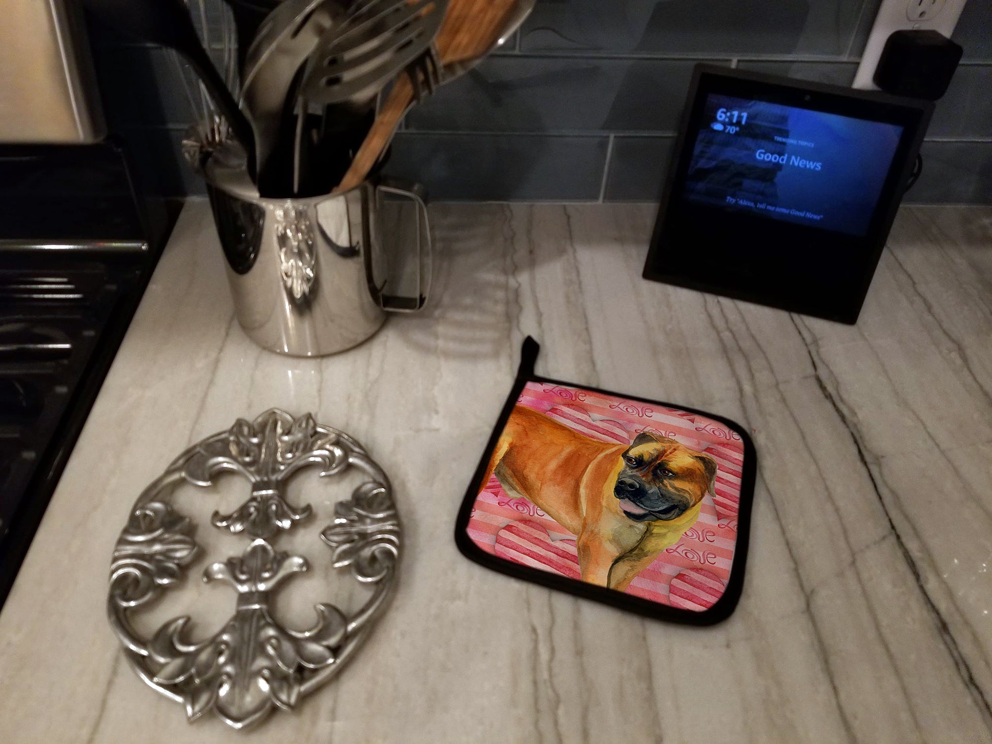 Boerboel Mastiff Love Pot Holder Set of 2 Heat Resistant Quilted Hot Pads 7.5 x 7.5 Inch, Insulated Kitchen Trivets for Cooking & Baking