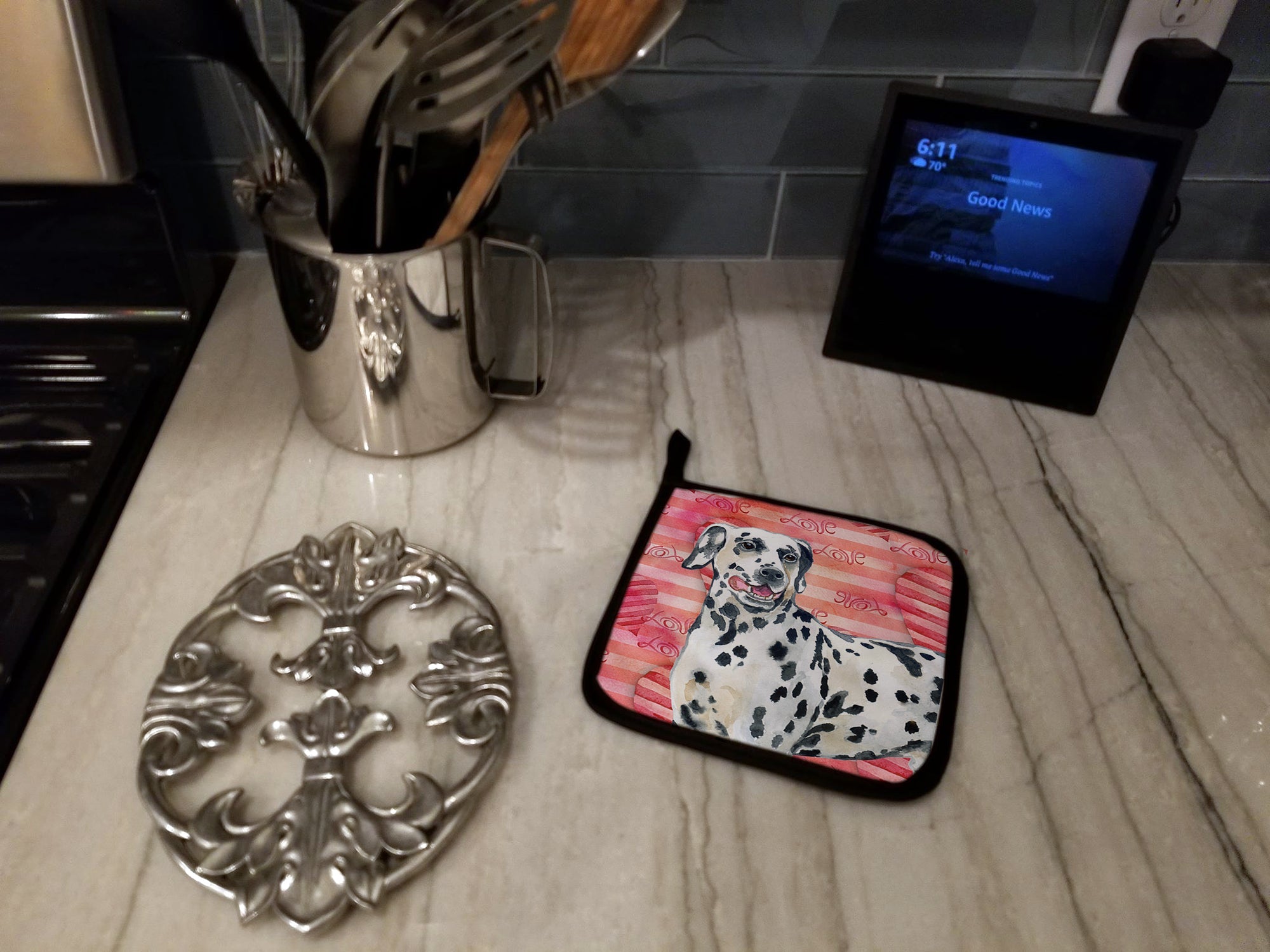 Dalmatian Love Pot Holder Set of 2 Heat Resistant Quilted Hot Pads 7.5 x 7.5 Inch, Insulated Kitchen Trivets for Cooking & Baking