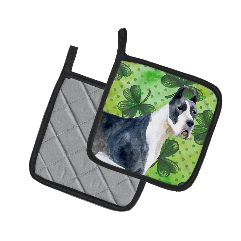 Harlequin Great Dane St Patrick's Pot Holder Set of 2 Heat Resistant Quilted Hot Pads 7.5 x 7.5 Inch, Insulated Kitchen Trivets for Cooking & Baking