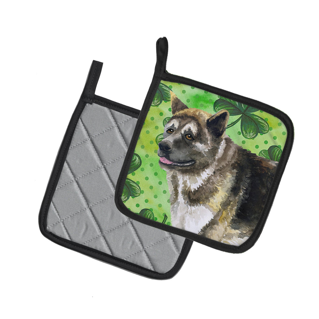 American Akita St Patrick's Pot Holder Set of 2 Heat Resistant Quilted Hot Pads 7.5 x 7.5 Inch, Insulated Kitchen Trivets for Cooking & Baking