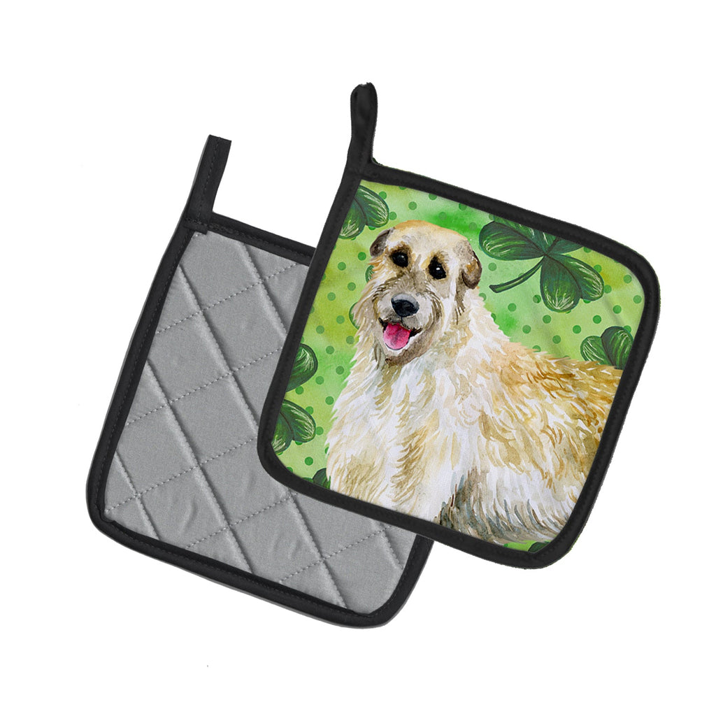 Irish Wolfhound St Patrick's Pot Holder Set of 2 Heat Resistant Quilted Hot Pads 7.5 x 7.5 Inch, Insulated Kitchen Trivets for Cooking & Baking
