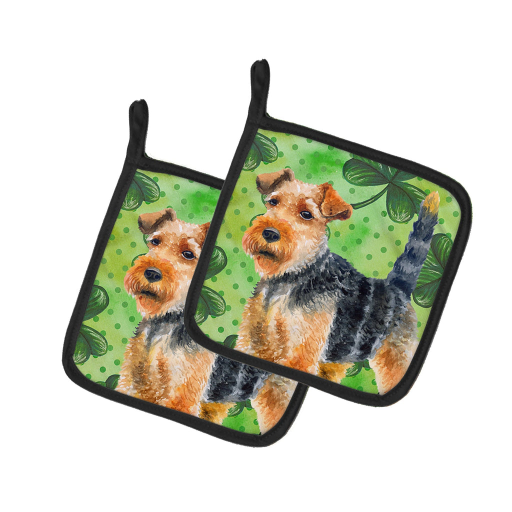 Welsh Terrier St Patrick's Pot Holder Set of 2 Heat Resistant Quilted Hot Pads 7.5 x 7.5 Inch, Insulated Kitchen Trivets for Cooking & Baking