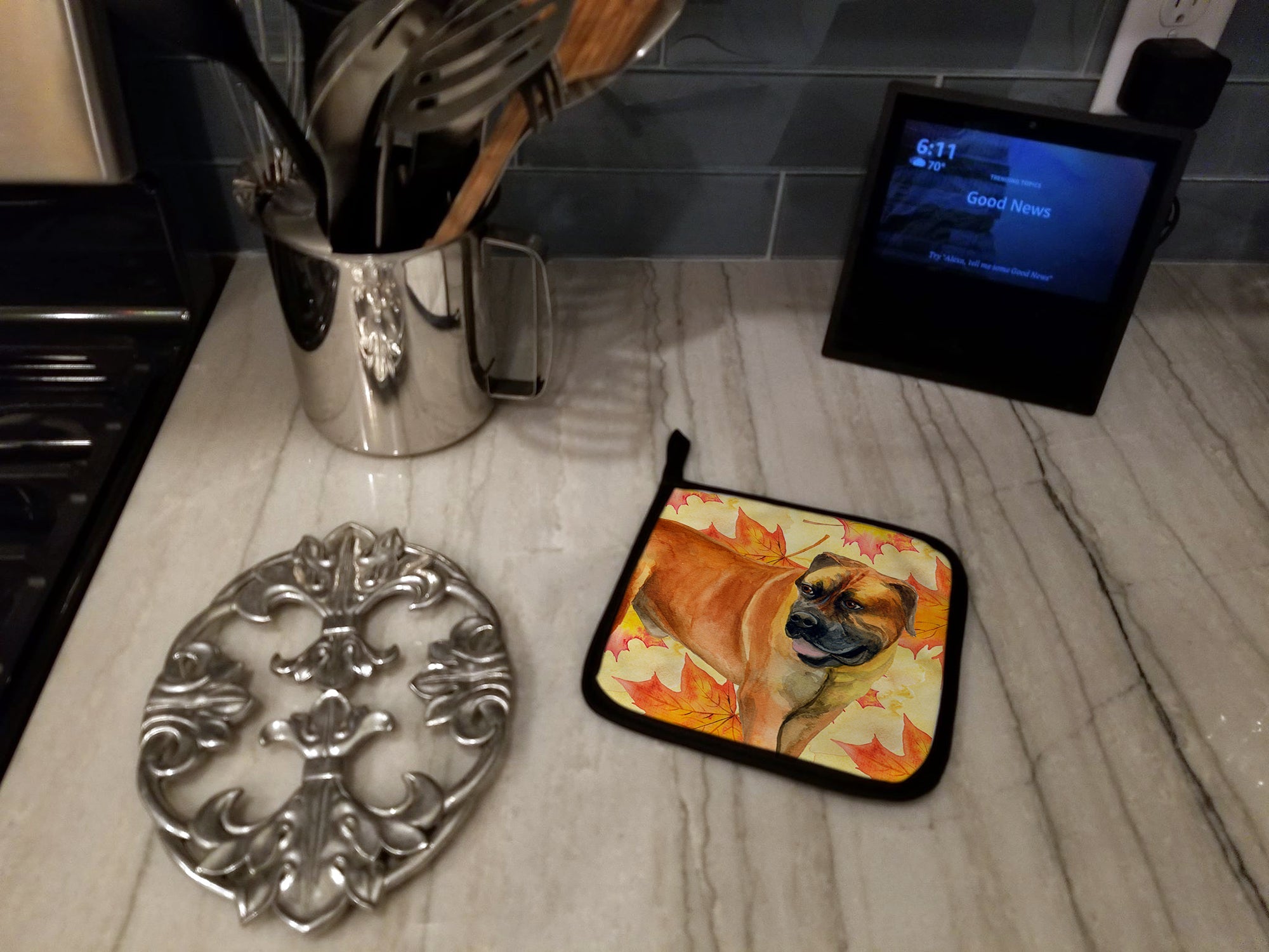 Boerboel Mastiff Fall Pot Holder Set of 2 Heat Resistant Quilted Hot Pads 7.5 x 7.5 Inch, Insulated Kitchen Trivets for Cooking & Baking