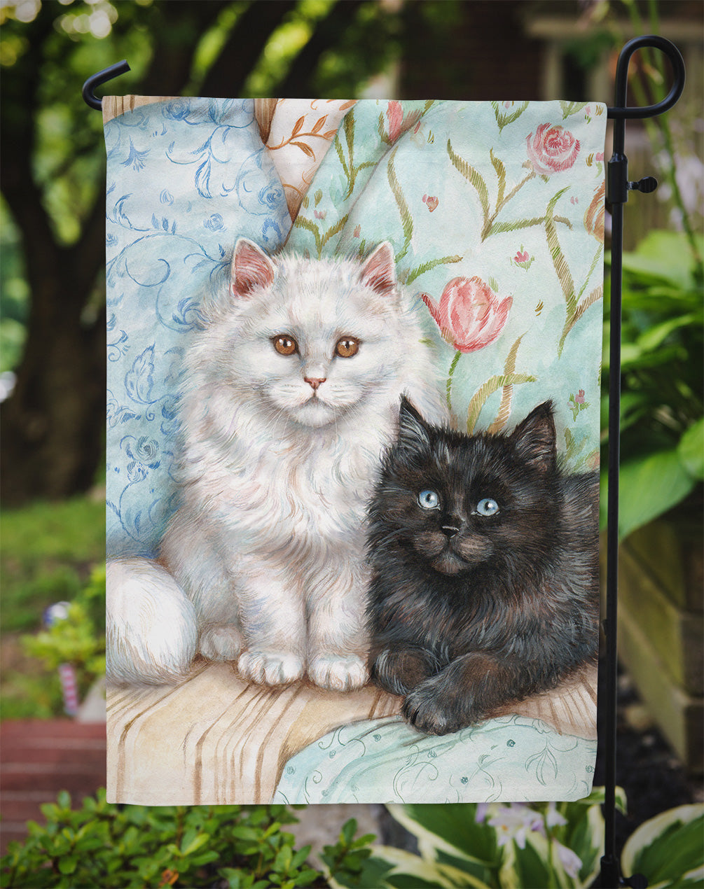 A Black Cat and A White Cat Garden Flag Mailbox Decorative Yard Banner Outside Patio Artwork for Flower Beds, Garden Size, Multicolor