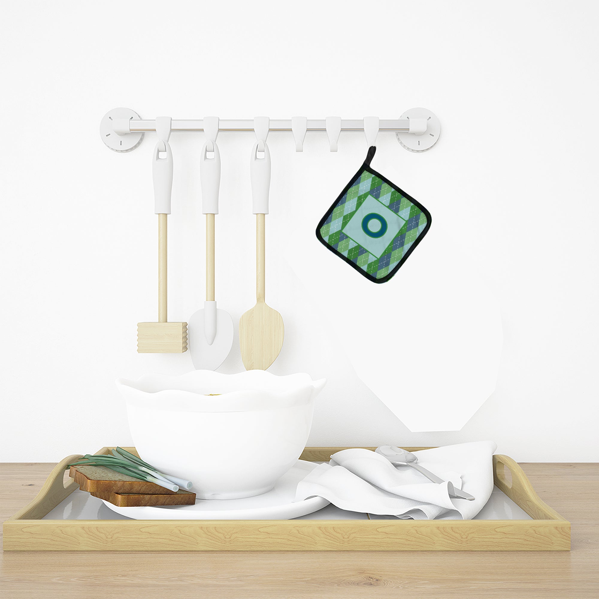 Letter O Initial Monogram - Blue Argoyle Pot Holder Set of 2 Heat Resistant Quilted Hot Pads 7.5 x 7.5 Inch, Insulated Kitchen Trivets for Cooking & Baking