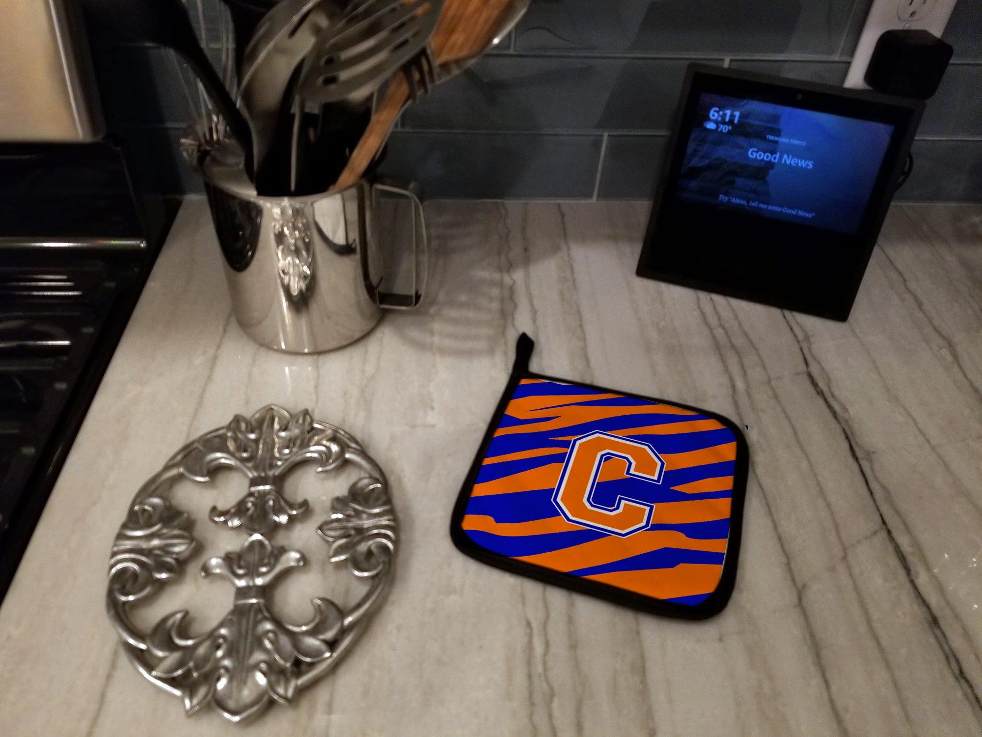 Letter C Initial Tiger Stripe - Blue Orange  Pot Holder Set of 2 Heat Resistant Quilted Hot Pads 7.5 x 7.5 Inch, Insulated Kitchen Trivets for Cooking & Baking