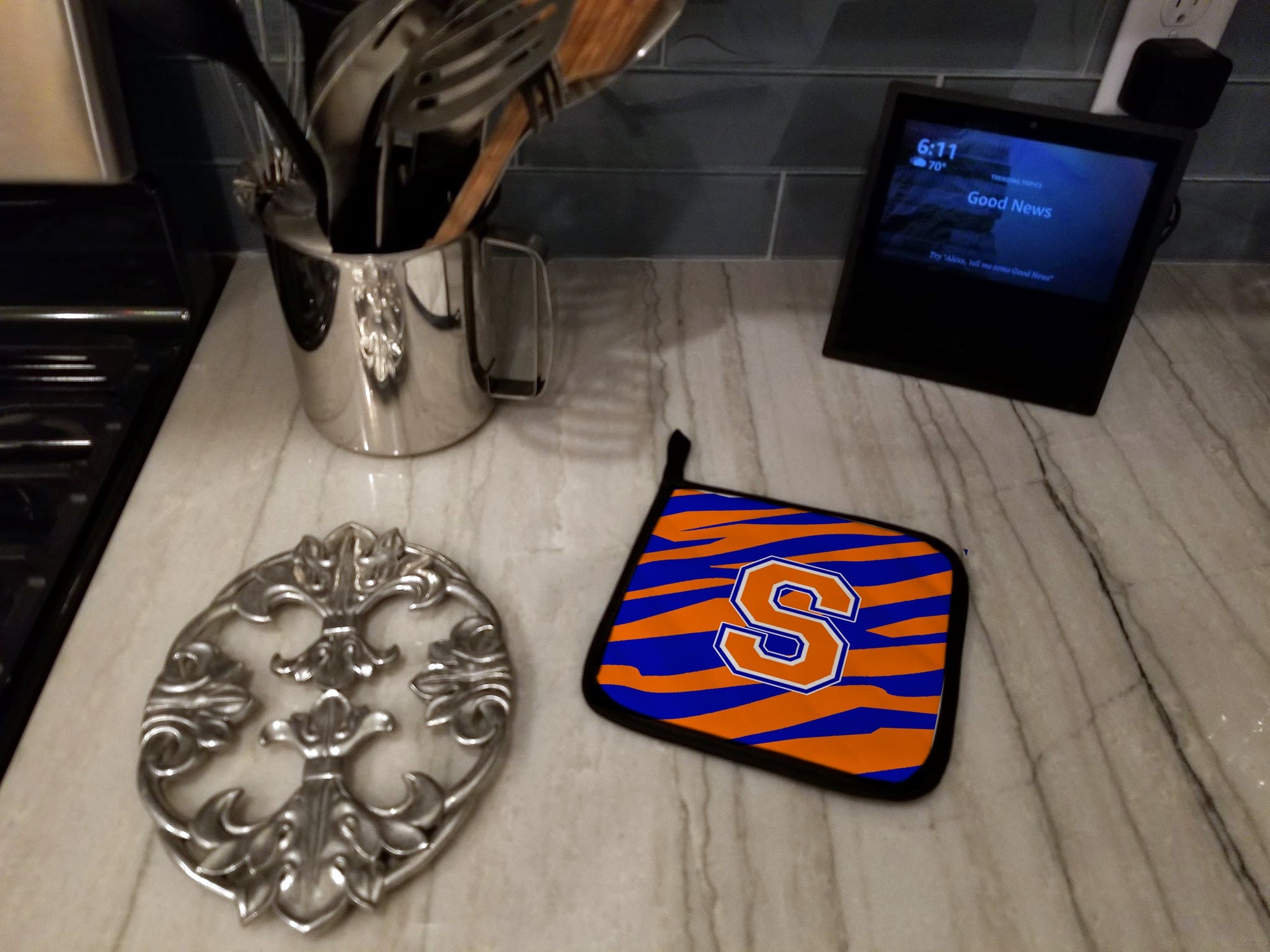 Letter S Initial Tiger Stripe - Blue Orange  Pot Holder Set of 2 Heat Resistant Quilted Hot Pads 7.5 x 7.5 Inch, Insulated Kitchen Trivets for Cooking & Baking