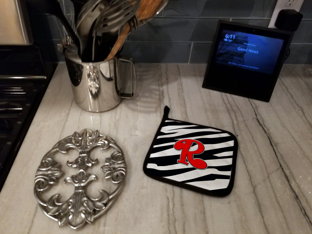 Letter R Initial Monogram - Zebra Red Pot Holder Set of 2 Heat Resistant Quilted Hot Pads 7.5 x 7.5 Inch, Insulated Kitchen Trivets for Cooking & Baking