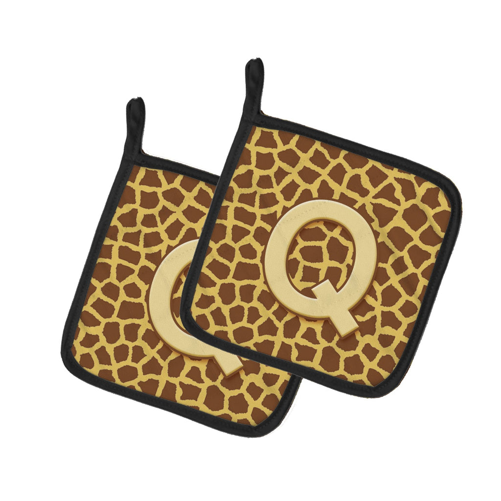 Letter Q Initial Monogram - Giraffe Pot Holder Set of 2 Heat Resistant Quilted Hot Pads 7.5 x 7.5 Inch, Insulated Kitchen Trivets for Cooking & Baking