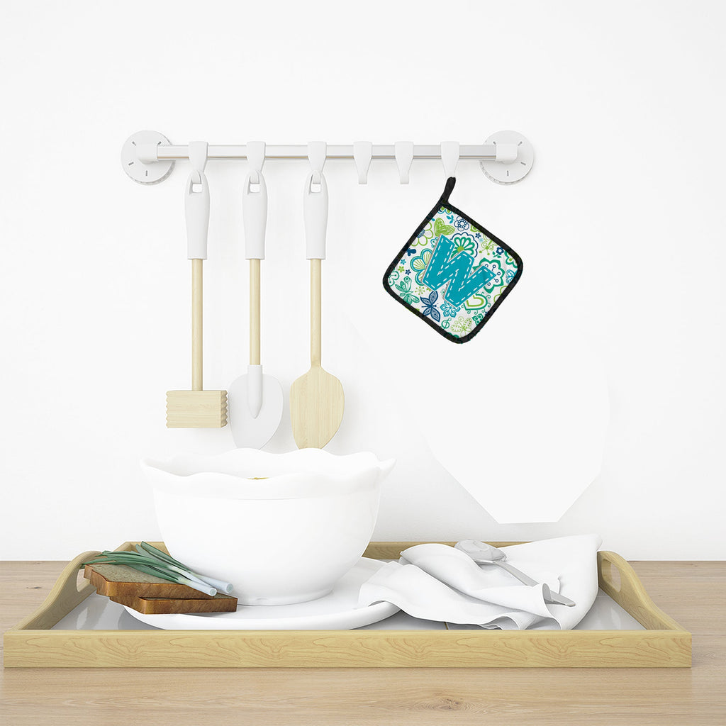 Letter W Flowers and Butterflies Teal Blue Pot Holder Set of 2 Heat Resistant Quilted Hot Pads 7.5 x 7.5 Inch, Insulated Kitchen Trivets for Cooking & Baking