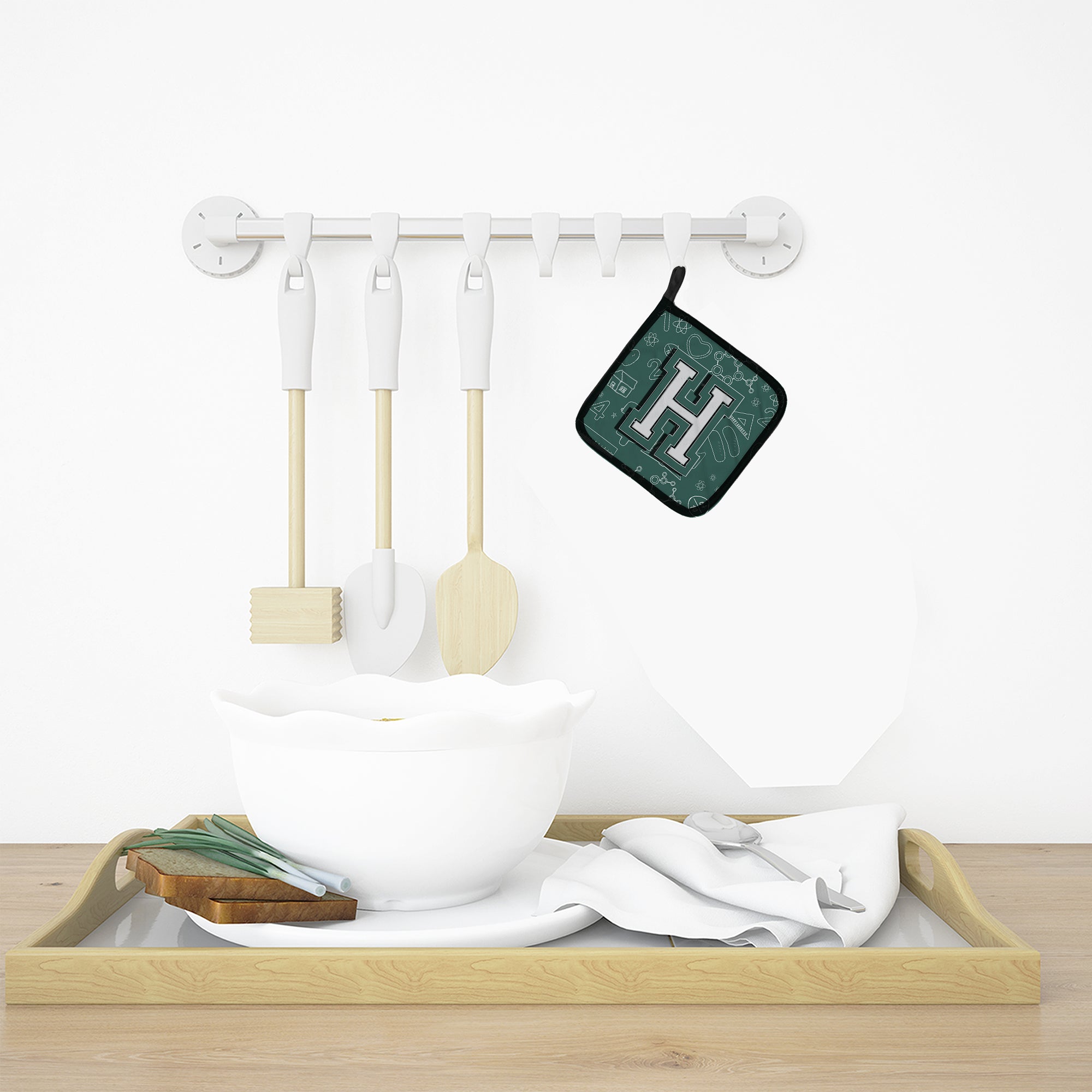 Letter H Back to School Initial Pot Holder Set of 2 Heat Resistant Quilted Hot Pads 7.5 x 7.5 Inch, Insulated Kitchen Trivets for Cooking & Baking
