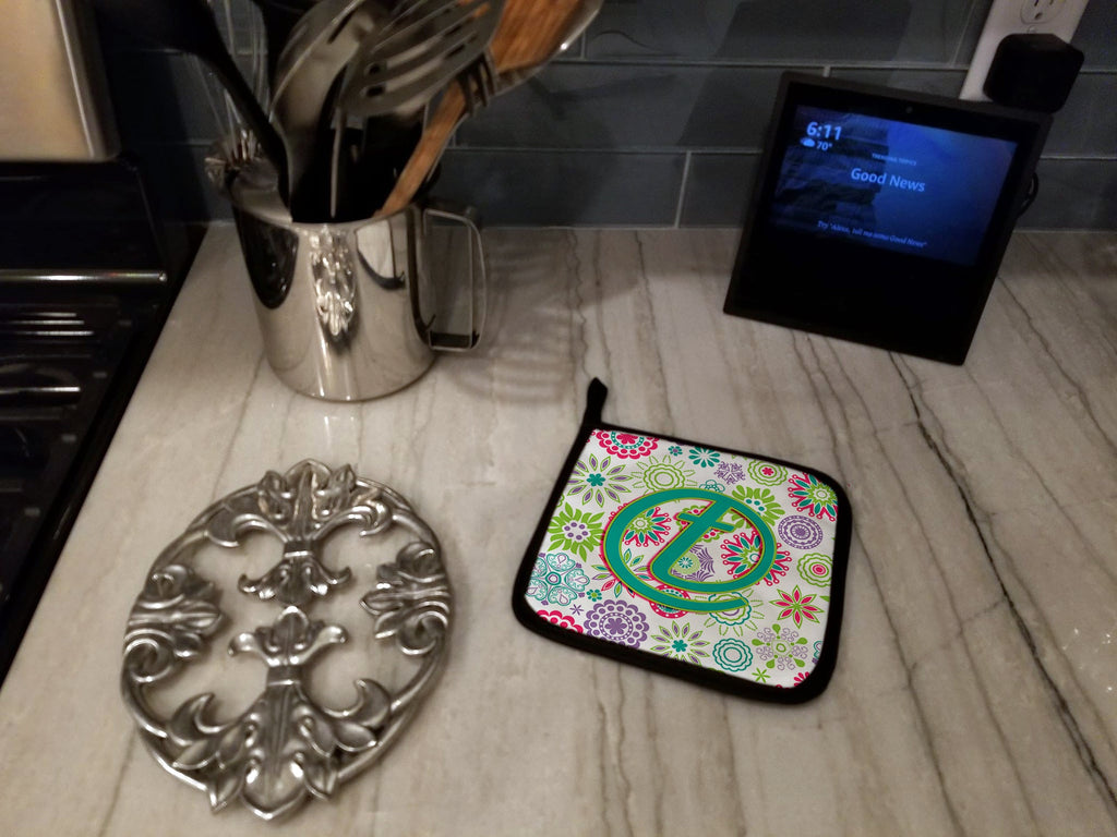 Letter T Flowers Pink Teal Green Initial Pot Holder Set of 2 Heat Resistant Quilted Hot Pads 7.5 x 7.5 Inch, Insulated Kitchen Trivets for Cooking & Baking