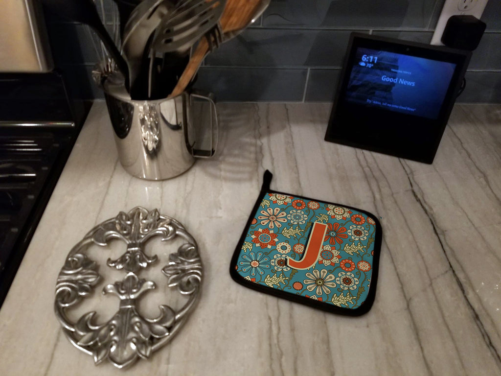 Letter J Flowers Retro Blue Pot Holder Set of 2 Heat Resistant Quilted Hot Pads 7.5 x 7.5 Inch, Insulated Kitchen Trivets for Cooking & Baking