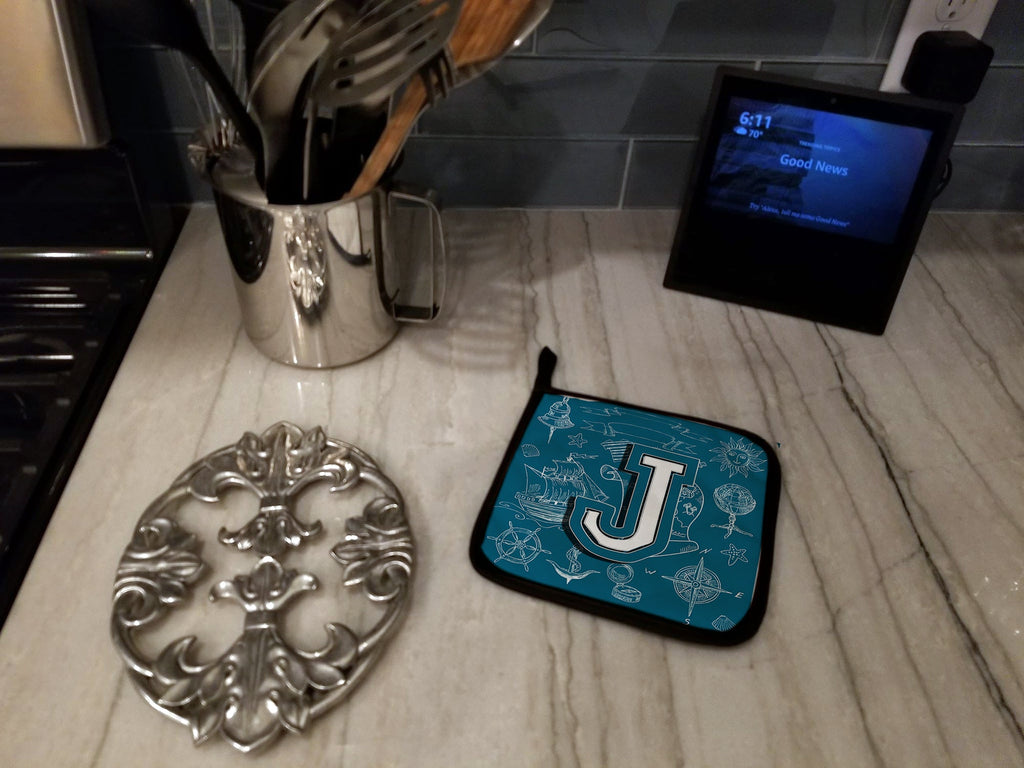 Letter J Sea Doodles Initial Alphabet Pot Holder Set of 2 Heat Resistant Quilted Hot Pads 7.5 x 7.5 Inch, Insulated Kitchen Trivets for Cooking & Baking