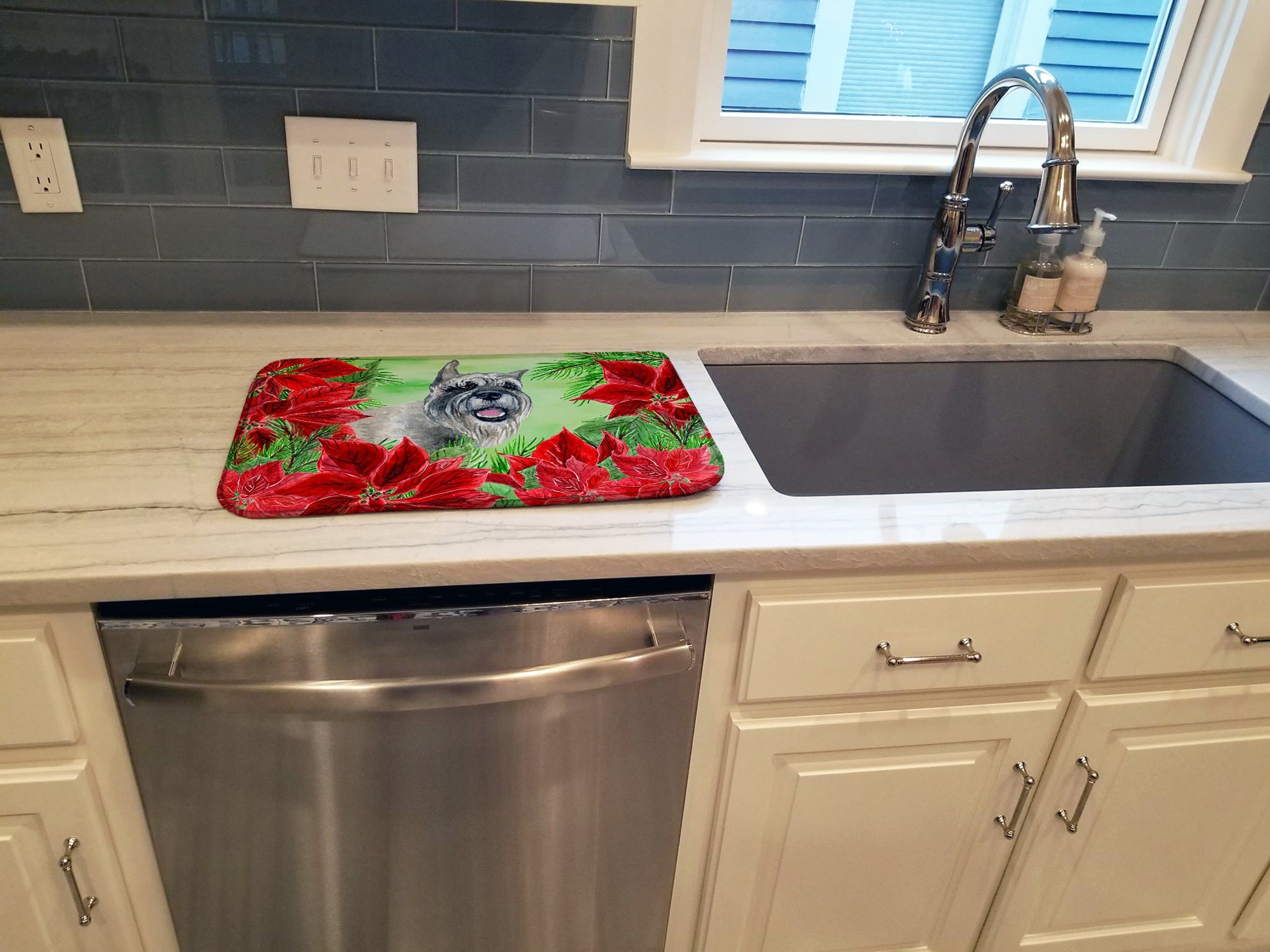 Schnauzer Poinsettas Dish Drying Mat Absorbent Dish Drying Mat Pad for Kitchen Counter Dish Drainer Mat for Countertop, 14 x 21", Multicolor