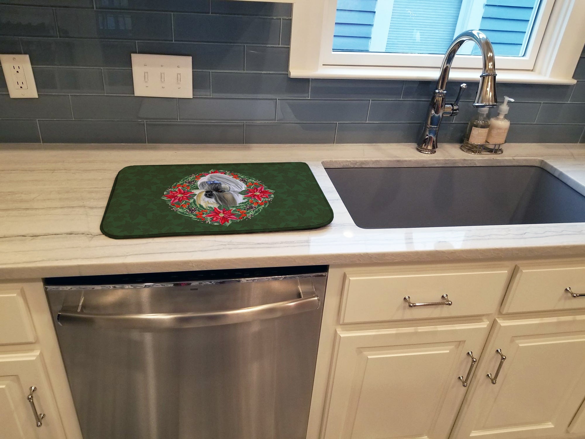 Shih Tzu Poinsetta Wreath Dish Drying Mat Absorbent Dish Drying Mat Pad for Kitchen Counter Dish Drainer Mat for Countertop, 14 x 21", Multicolor