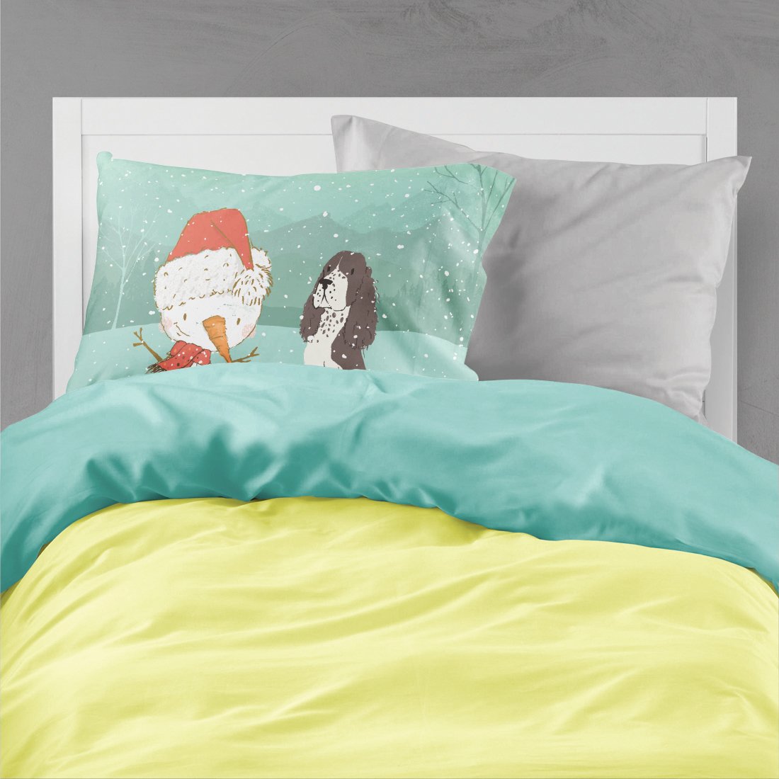Brown English Springer Spaniel Snowman Christmas Standard Pillowcase Lightweight Super Soft Easy Care Decorative Artwork Pillowcase, Standard