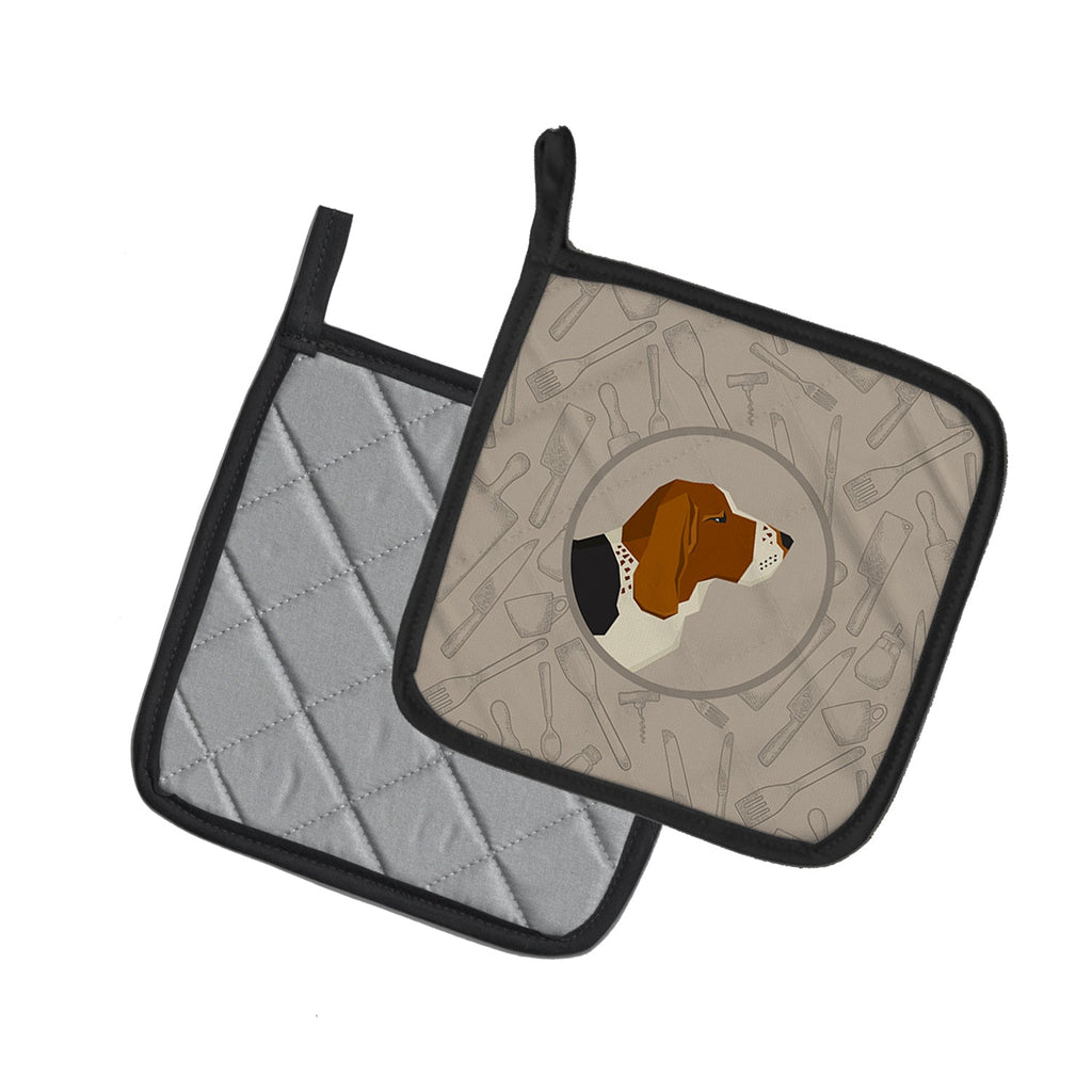 Basset Hound In the Kitchen Pot Holder Set of 2 Heat Resistant Quilted Hot Pads 7.5 x 7.5 Inch, Insulated Kitchen Trivets for Cooking & Baking