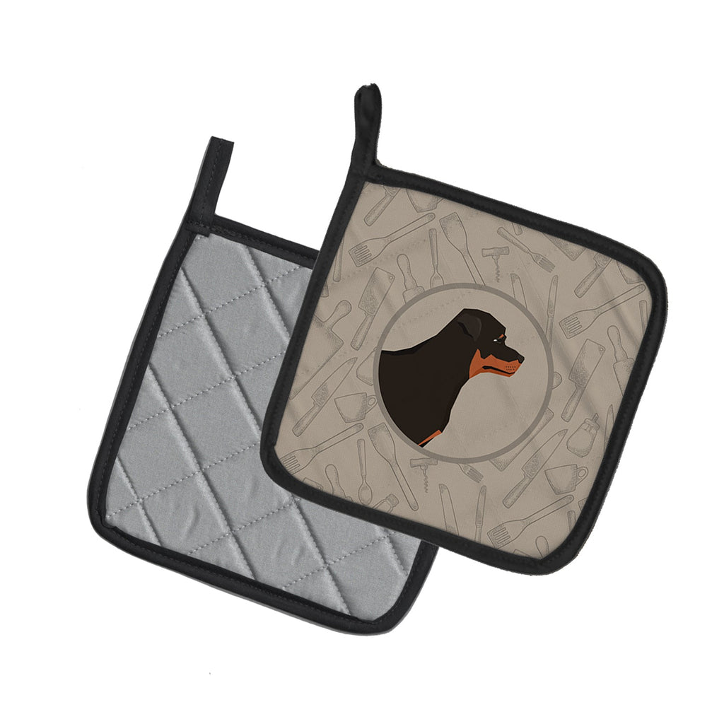 Rottweiler In the Kitchen Pot Holder Set of 2 Heat Resistant Quilted Hot Pads 7.5 x 7.5 Inch, Insulated Kitchen Trivets for Cooking & Baking