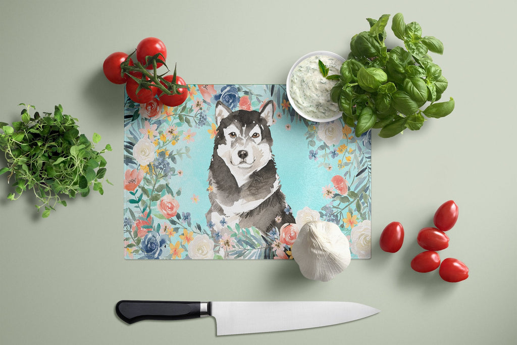 Alaskan Malamute Cutting Board Tempered Glass Kitchen Cutting Surface, Heat Resistant Chopping, Non-Slip Feet, Food Prep & Serving