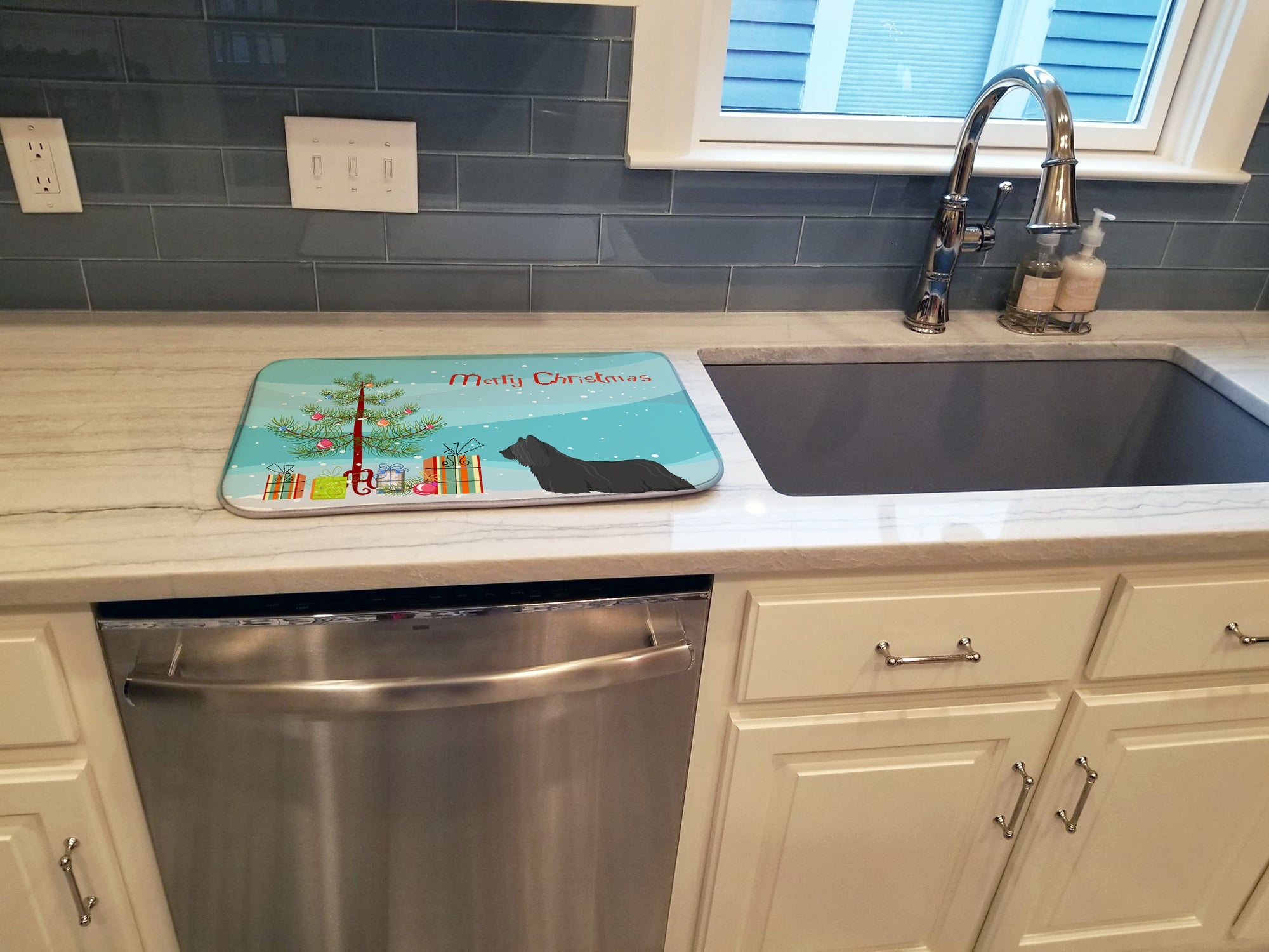 Skye Terrier Christmas Tree Dish Drying Mat Absorbent Dish Drying Mat Pad for Kitchen Counter Dish Drainer Mat for Countertop, 14 x 21", Multicolor