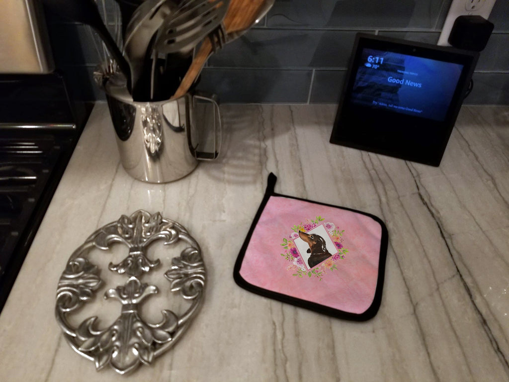Black and Tan Dachshund Pink Flowers Pot Holder Set of 2 Heat Resistant Quilted Hot Pads 7.5 x 7.5 Inch, Insulated Kitchen Trivets for Cooking & Baking
