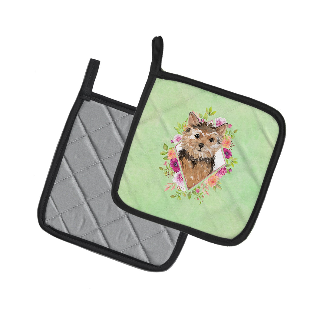 Norwich Terrier Green Flowers Pot Holder Set of 2 Heat Resistant Quilted Hot Pads 7.5 x 7.5 Inch, Insulated Kitchen Trivets for Cooking & Baking