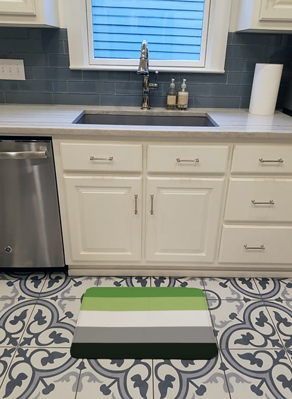 Aronmantic Pride Memory Foam Kitchen Mat Machine Washable Anti-Fatigue Cushion Comfort Bath or Kitchen Rug