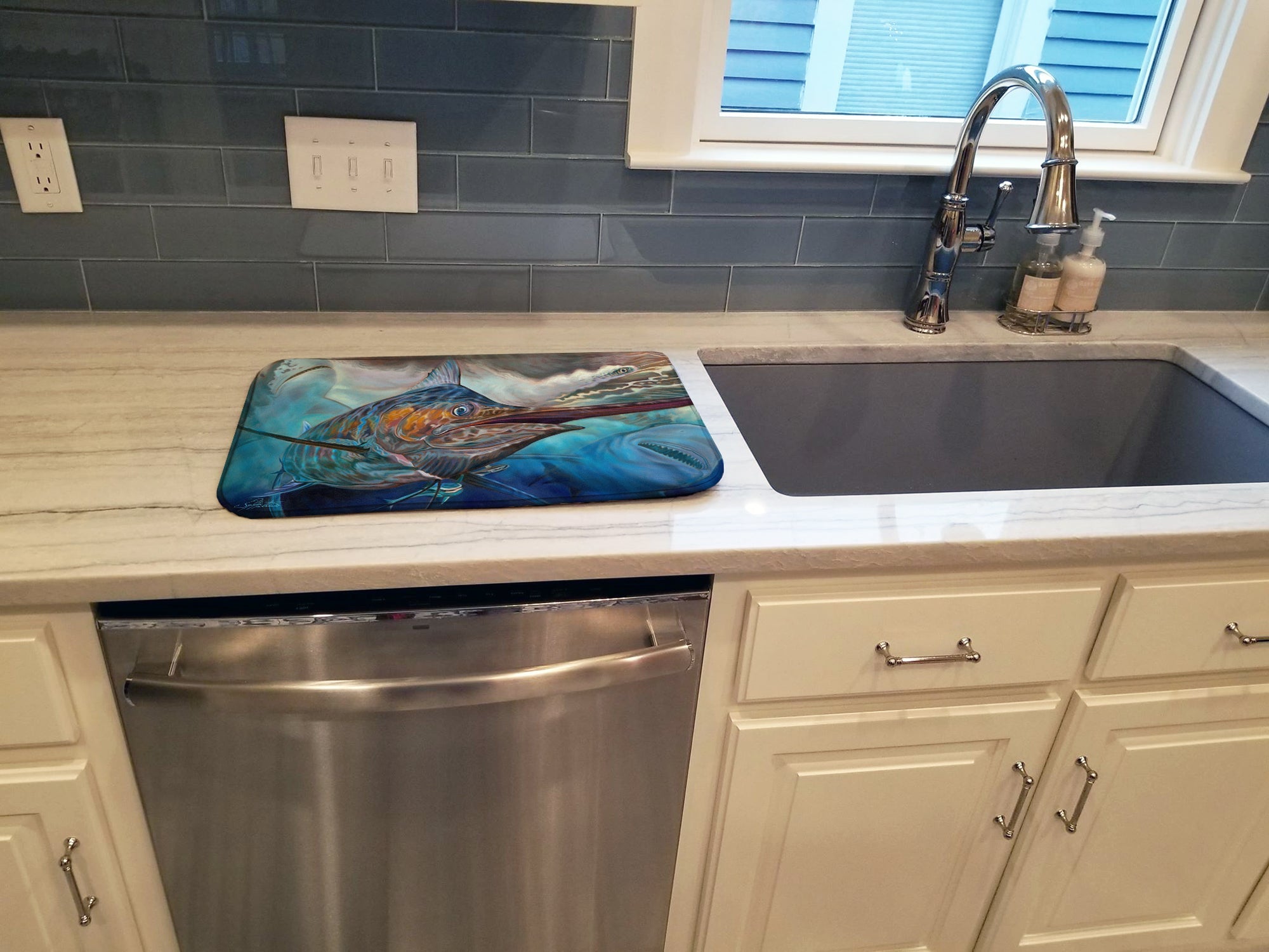 Running The Guantlet Blue Marlin Dish Drying Mat Absorbent Dish Drying Mat Pad for Kitchen Counter Dish Drainer Mat for Countertop, 14 x 21", Multicolor