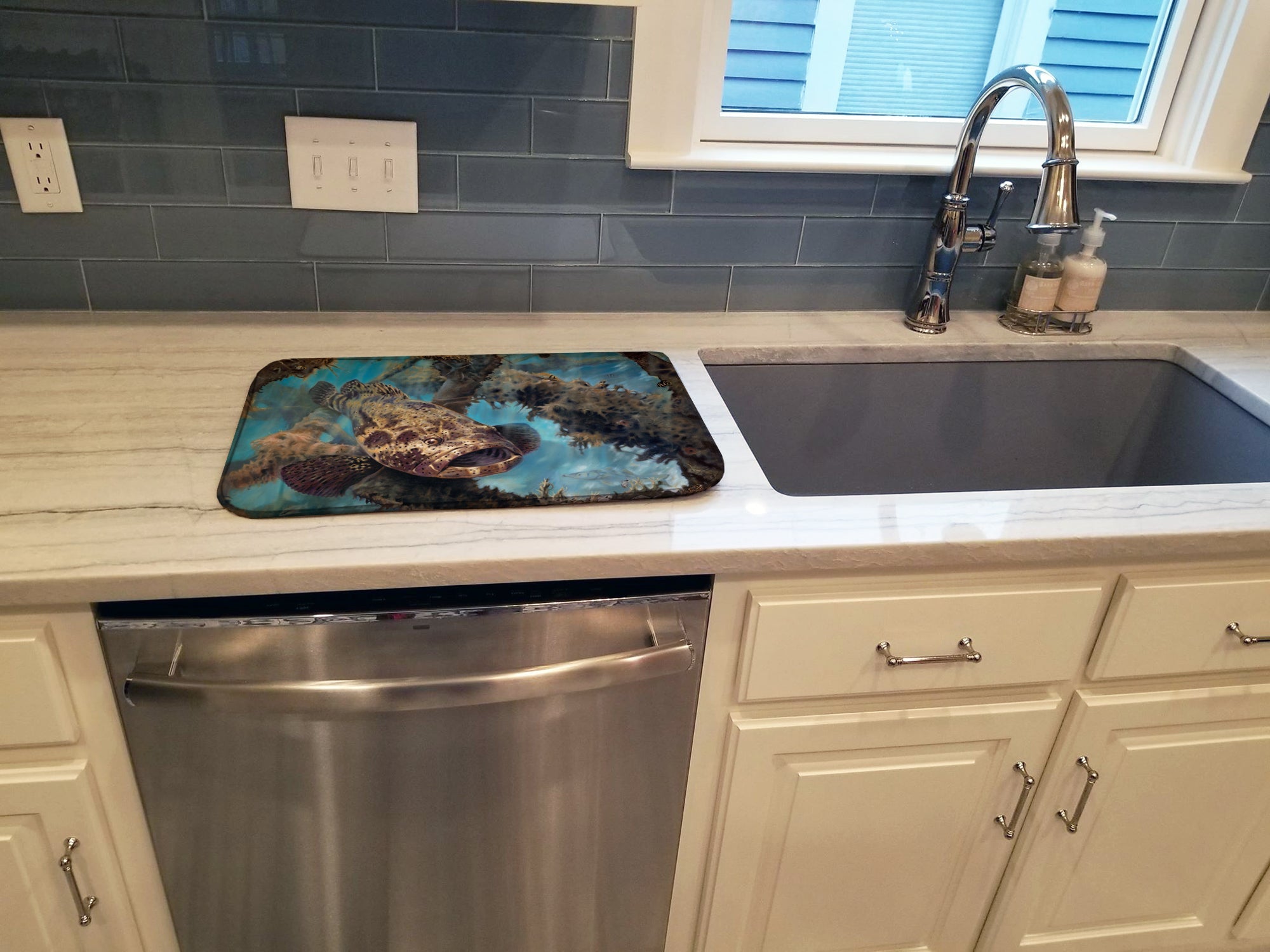 Golden Goliath Grouper Dish Drying Mat Absorbent Dish Drying Mat Pad for Kitchen Counter Dish Drainer Mat for Countertop, 14 x 21", Multicolor