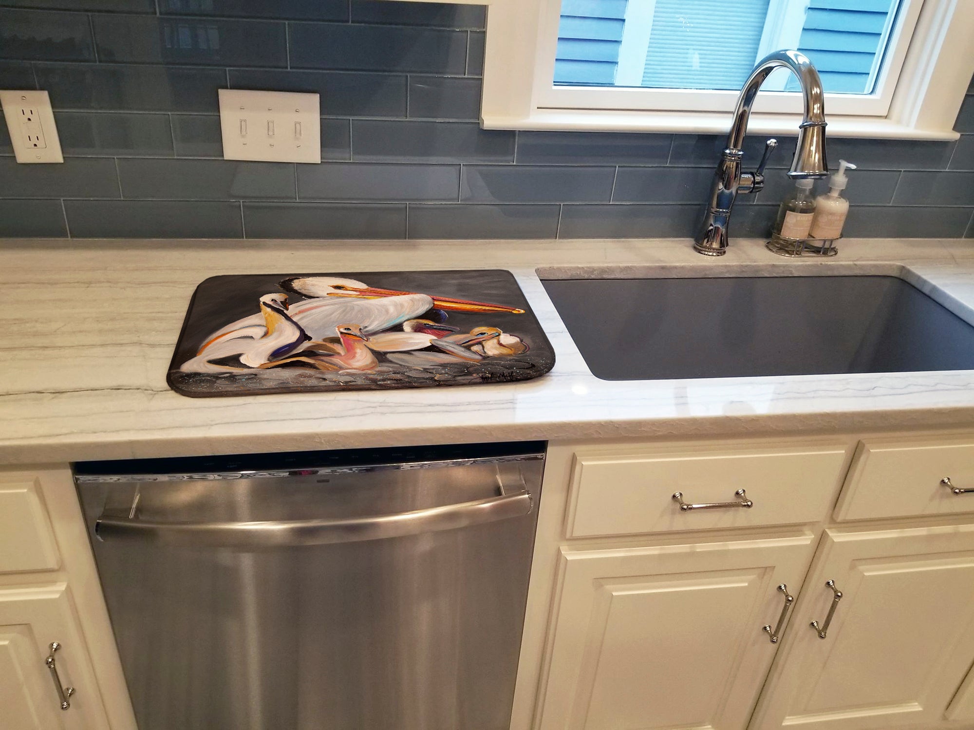 White Pelicans Dish Drying Mat Absorbent Dish Drying Mat Pad for Kitchen Counter Dish Drainer Mat for Countertop, 14 x 21", Multicolor