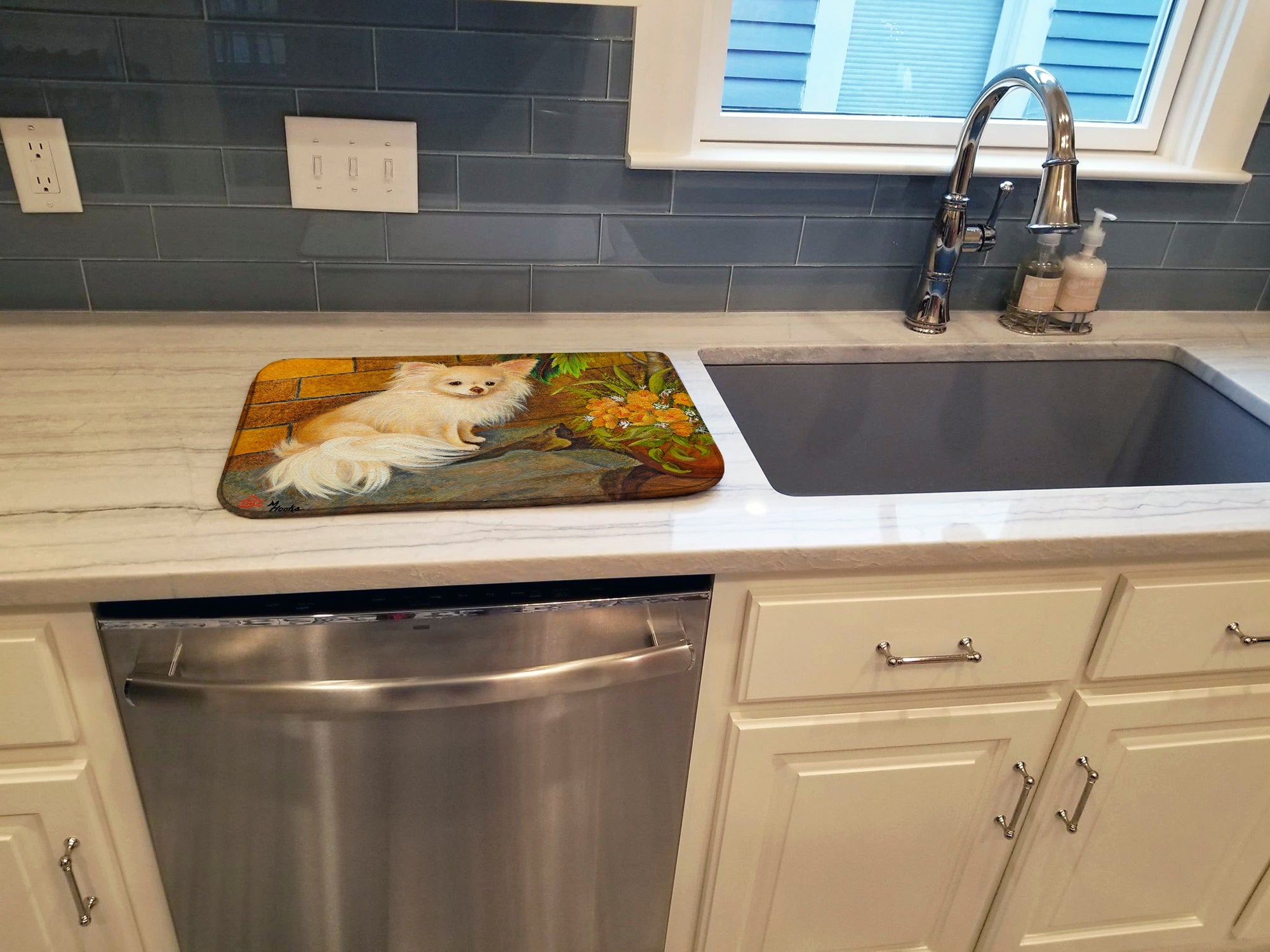 Chihuahua Just Basking Dish Drying Mat Absorbent Dish Drying Mat Pad for Kitchen Counter Dish Drainer Mat for Countertop, 14 x 21", Multicolor