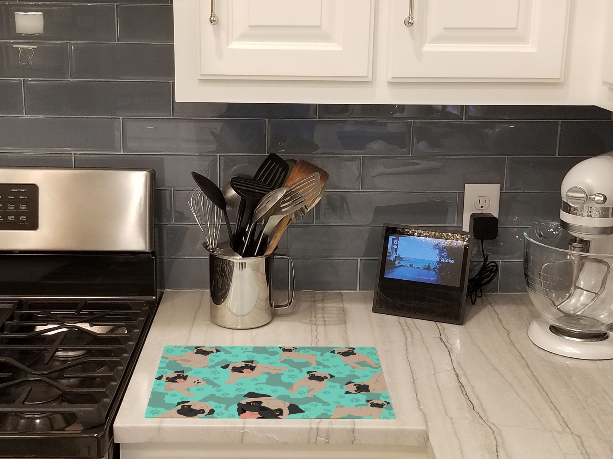 Fawn Pug Cutting Board Tempered Glass Kitchen Cutting Surface, Heat Resistant Chopping, Non-Slip Feet, Food Prep & Serving