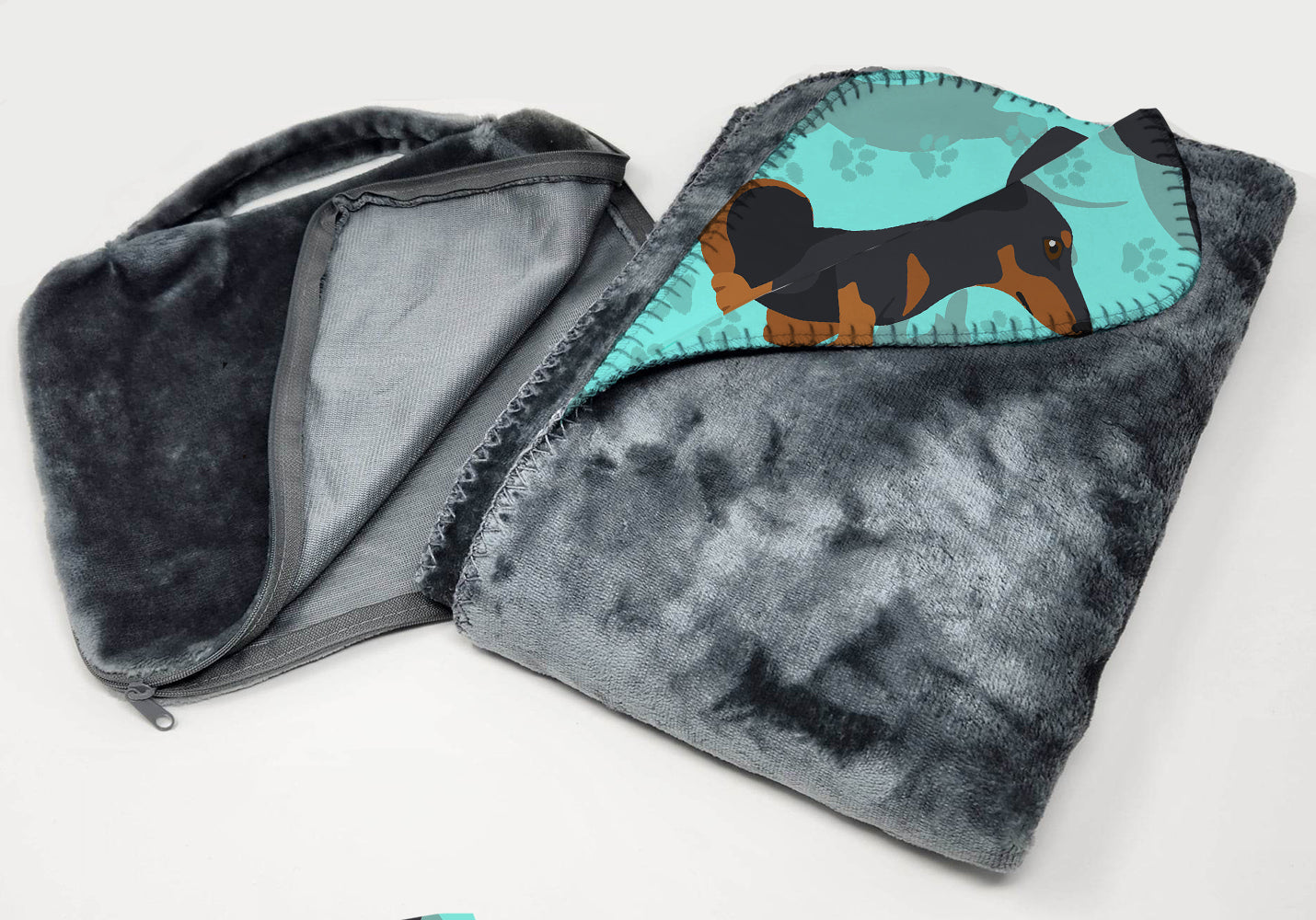 Black and Tan Dachshund Soft Travel Blanket with Bag Airplane Blanket, Indoor Outdoor Camping Blanket for Traveling, Picnics, Beach Trips, Concerts