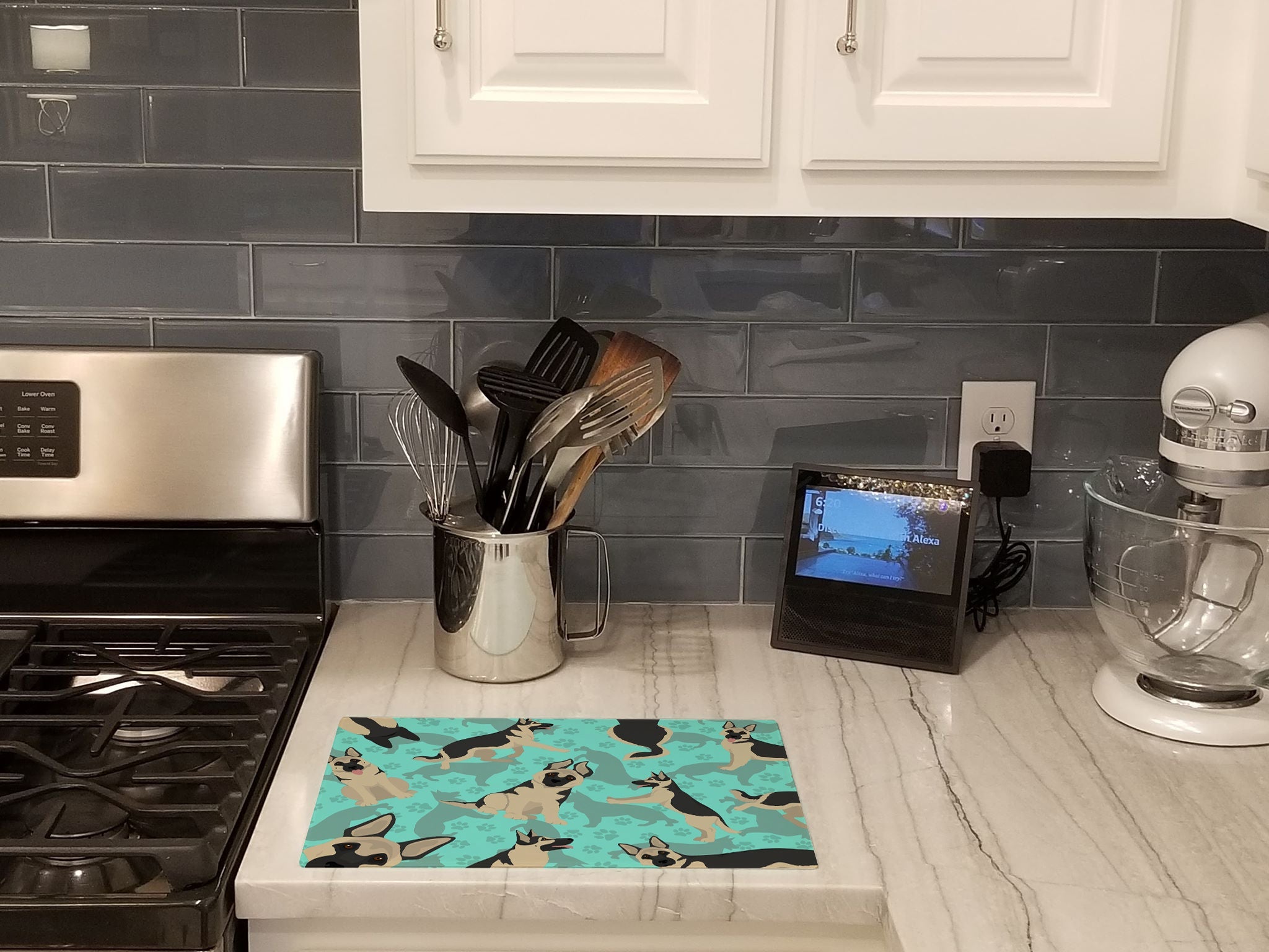 Black and Silver German Shepherd Cutting Board Tempered Glass Kitchen Cutting Surface, Heat Resistant Chopping, Non-Slip Feet, Food Prep & Serving