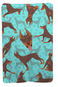 Red Doberman Pinscher Soft Travel Blanket with Bag Airplane Blanket, Indoor Outdoor Camping Blanket for Traveling, Picnics, Beach Trips, Concerts