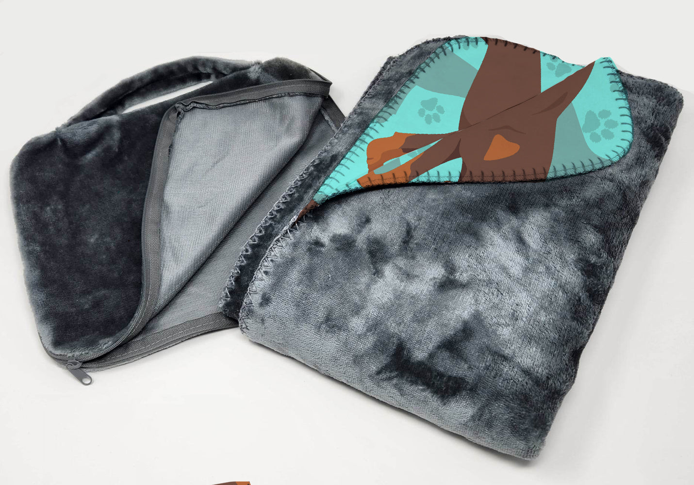 Red Doberman Pinscher Soft Travel Blanket with Bag Airplane Blanket, Indoor Outdoor Camping Blanket for Traveling, Picnics, Beach Trips, Concerts