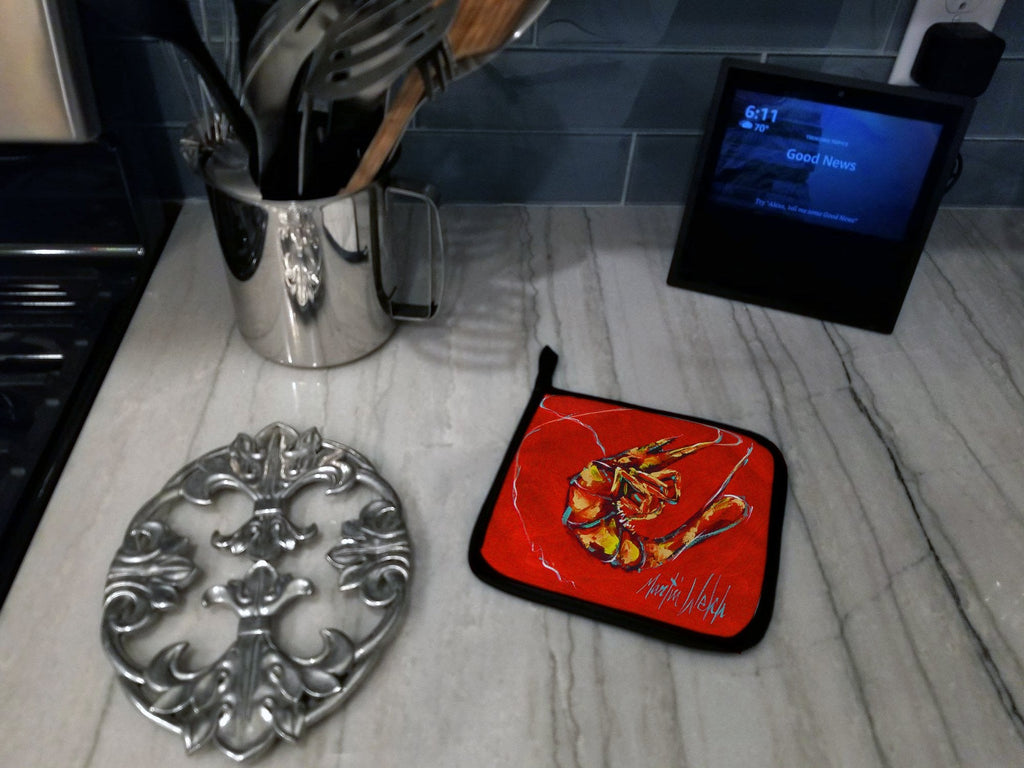 Red Shrimp Pot Holder Set of 2 Heat Resistant Quilted Hot Pads 7.5 x 7.5 Inch, Insulated Kitchen Trivets for Cooking & Baking