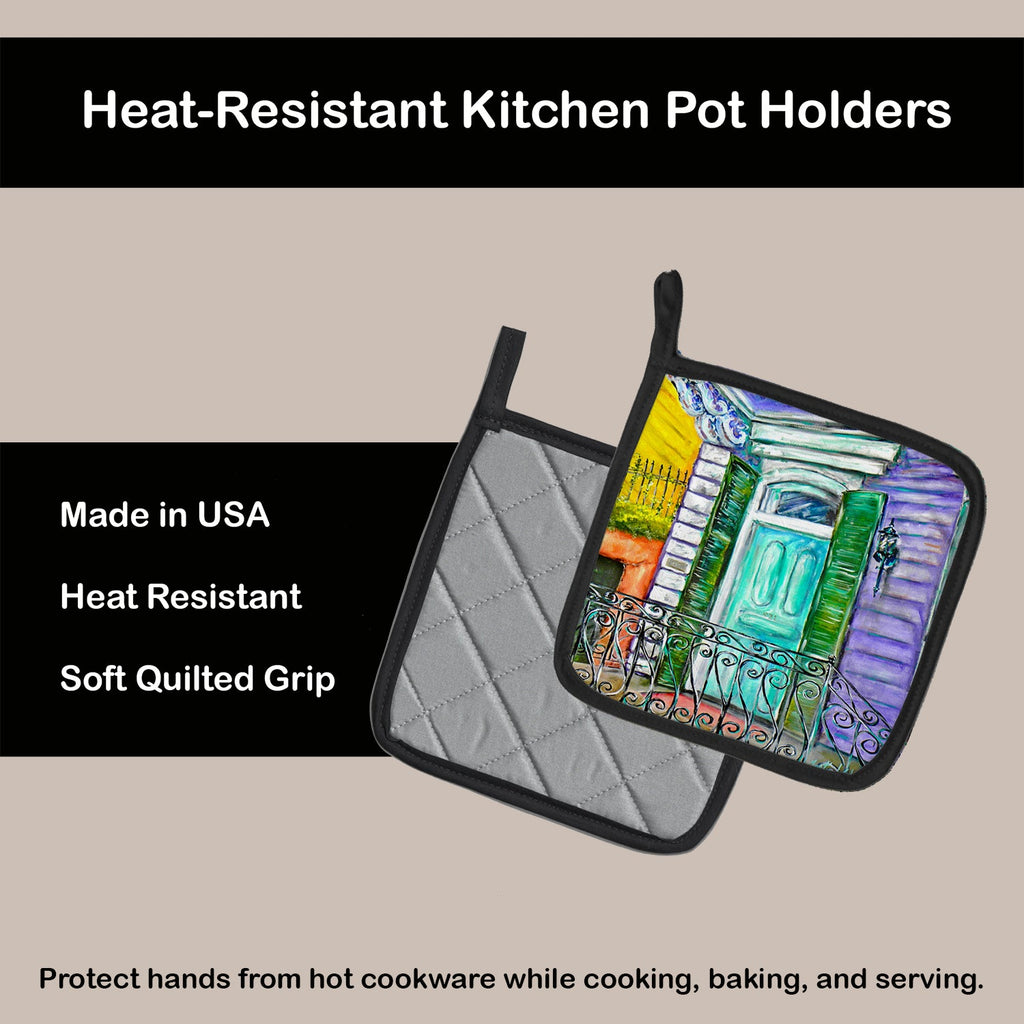 The House Next Door Pot Holder Set of 2 Heat Resistant Quilted Hot Pads 7.5 x 7.5 Inch, Insulated Kitchen Trivets for Cooking & Baking