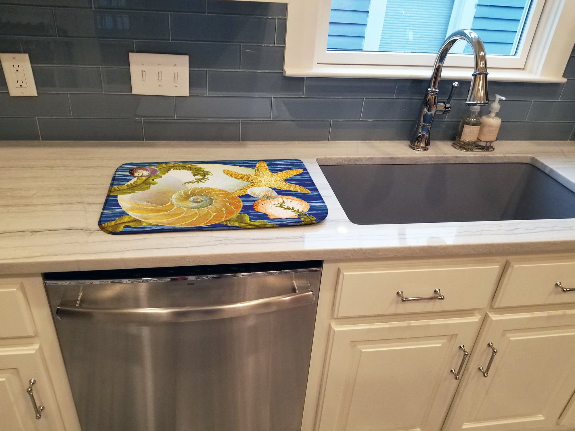 Cut Nautilus And Starfish Dish Drying Mat Absorbent Dish Drying Mat Pad for Kitchen Counter Dish Drainer Mat for Countertop, 14 x 21", Multicolor