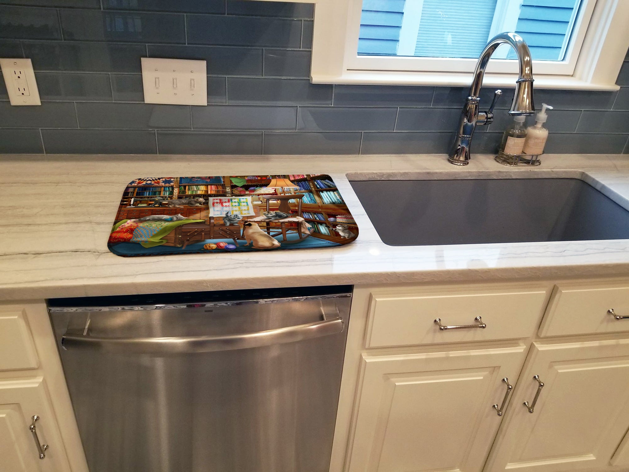 Trouble in The Quilt Room Dish Drying Mat Absorbent Dish Drying Mat Pad for Kitchen Counter Dish Drainer Mat for Countertop, 14 x 21", Multicolor