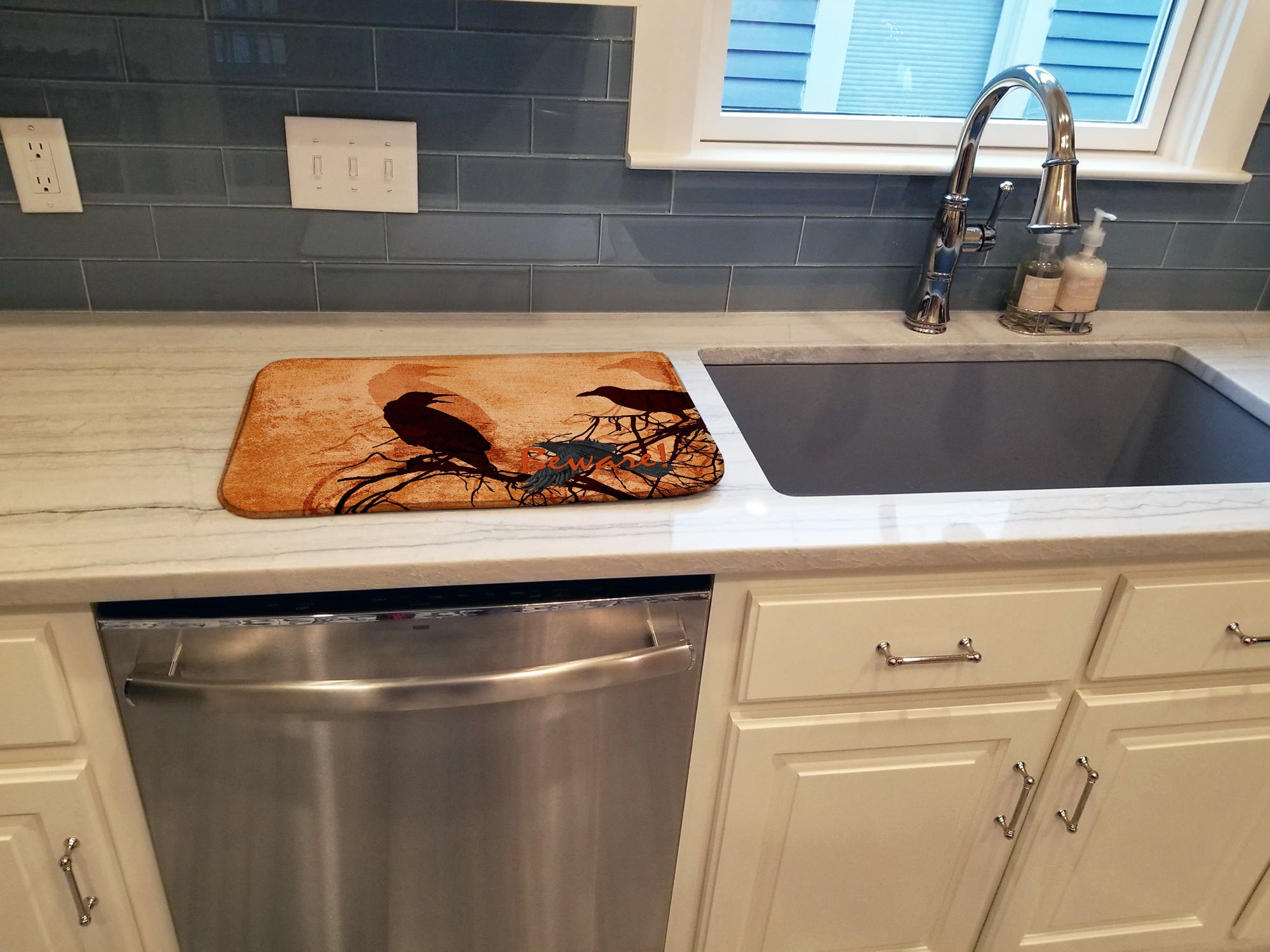 Beware of the Black Crows Halloween Dish Drying Mat Absorbent Dish Drying Mat Pad for Kitchen Counter Dish Drainer Mat for Countertop, 14 x 21", Multicolor
