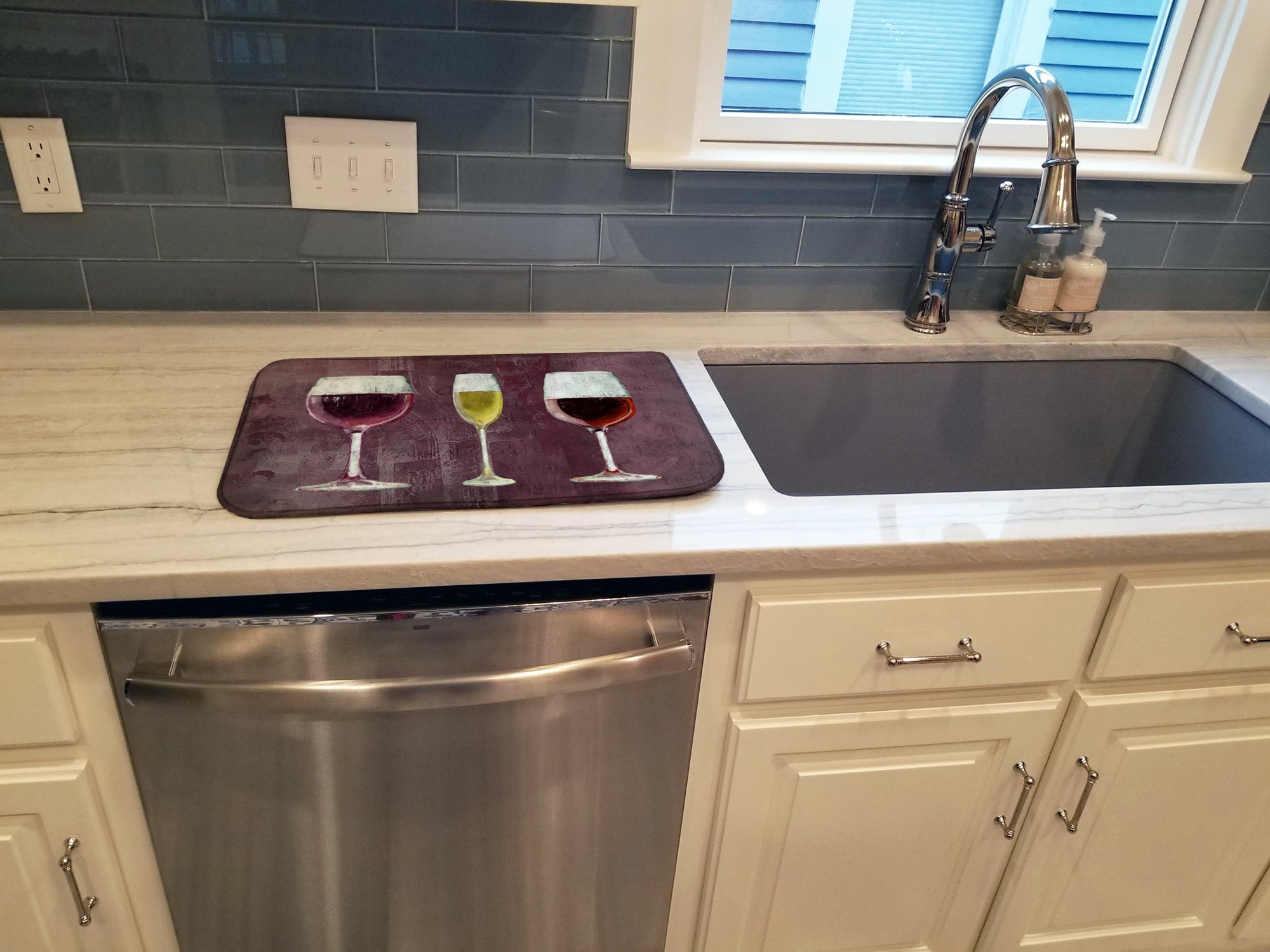 Three Glasses of Wine Purple Dish Drying Mat Absorbent Dish Drying Mat Pad for Kitchen Counter Dish Drainer Mat for Countertop, 14 x 21", Multicolor