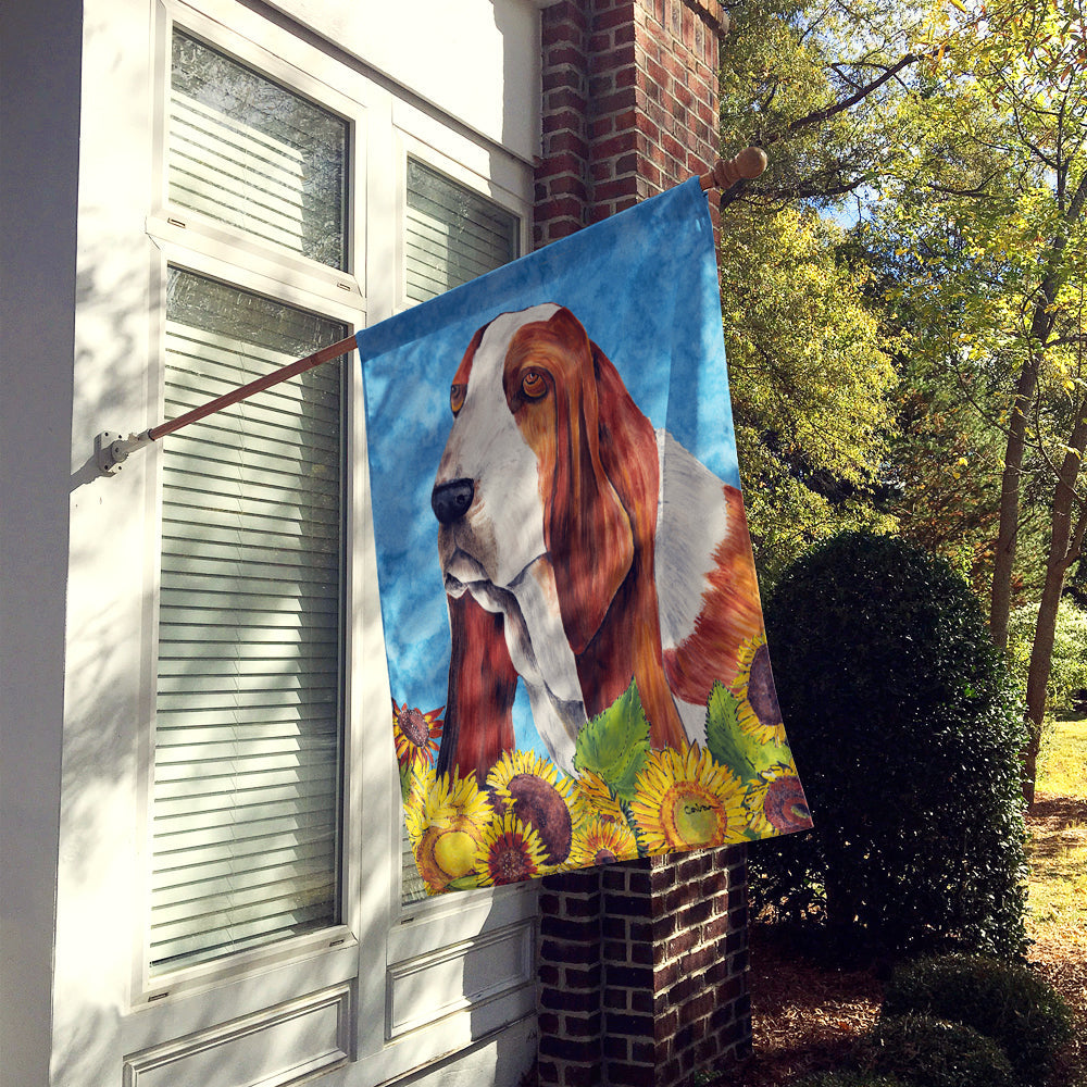 Basset Hound in Summer Flowers House Flag 28x40 Porch Sleeve Pole Decorative Outside Yard Banner Artwork Wall Hanging, Polyester