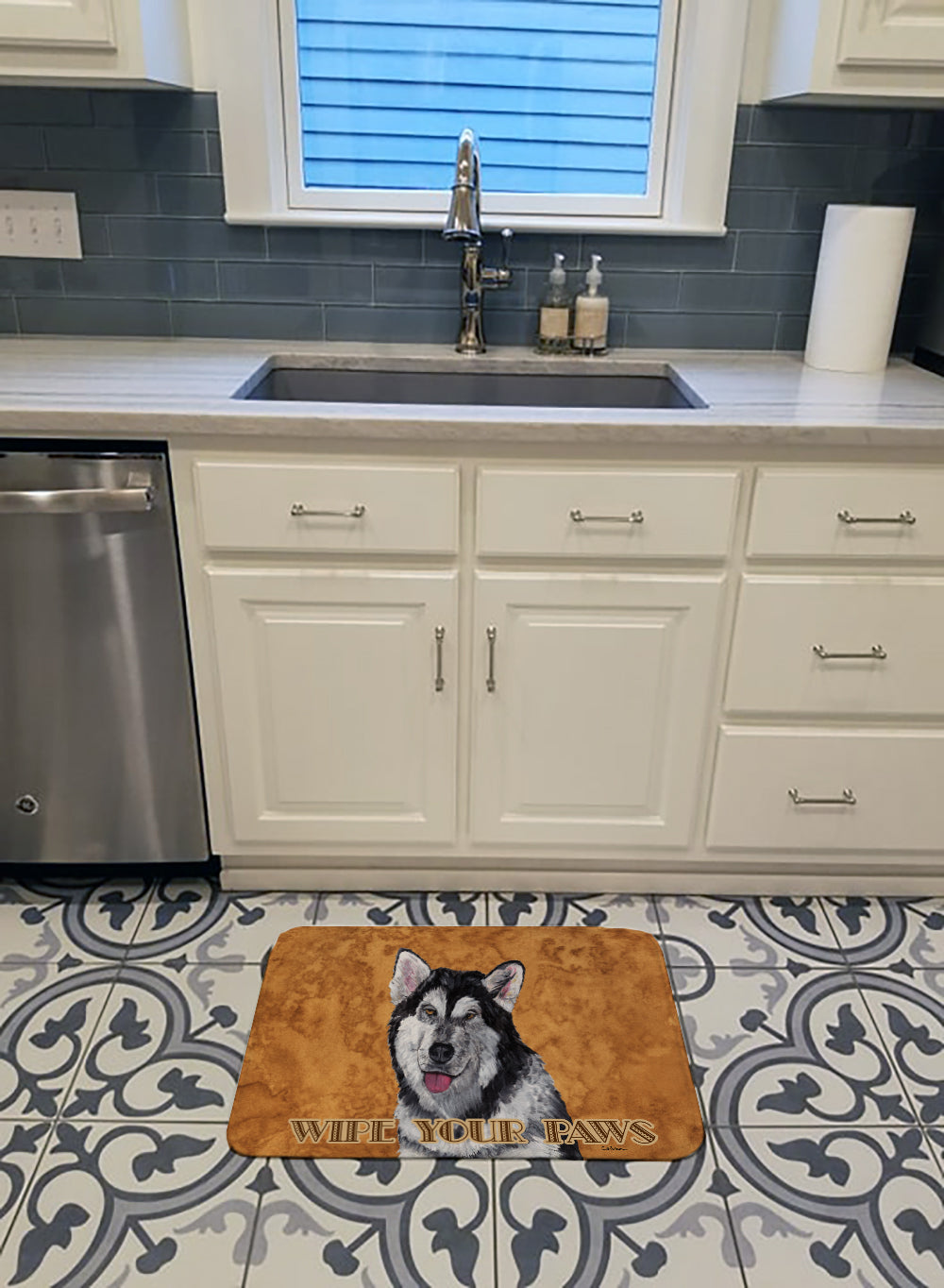 Alaskan Malamute Wipe your Paws Memory Foam Kitchen Mat Machine Washable Anti-Fatigue Cushion Comfort Bath or Kitchen Rug