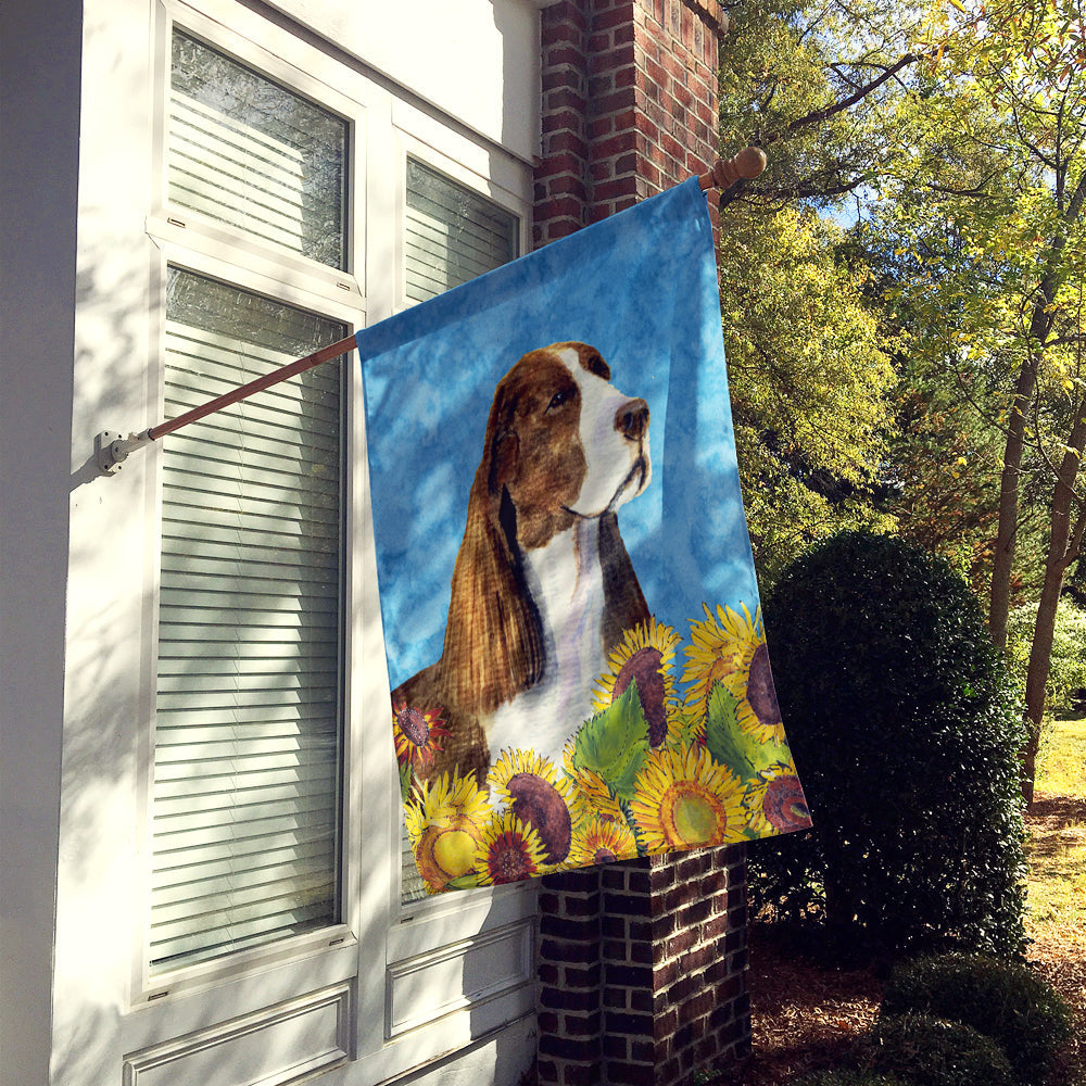 Springer Spaniel in Summer Flowers House Flag 28x40 Porch Sleeve Pole Decorative Outside Yard Banner Artwork Wall Hanging, Polyester