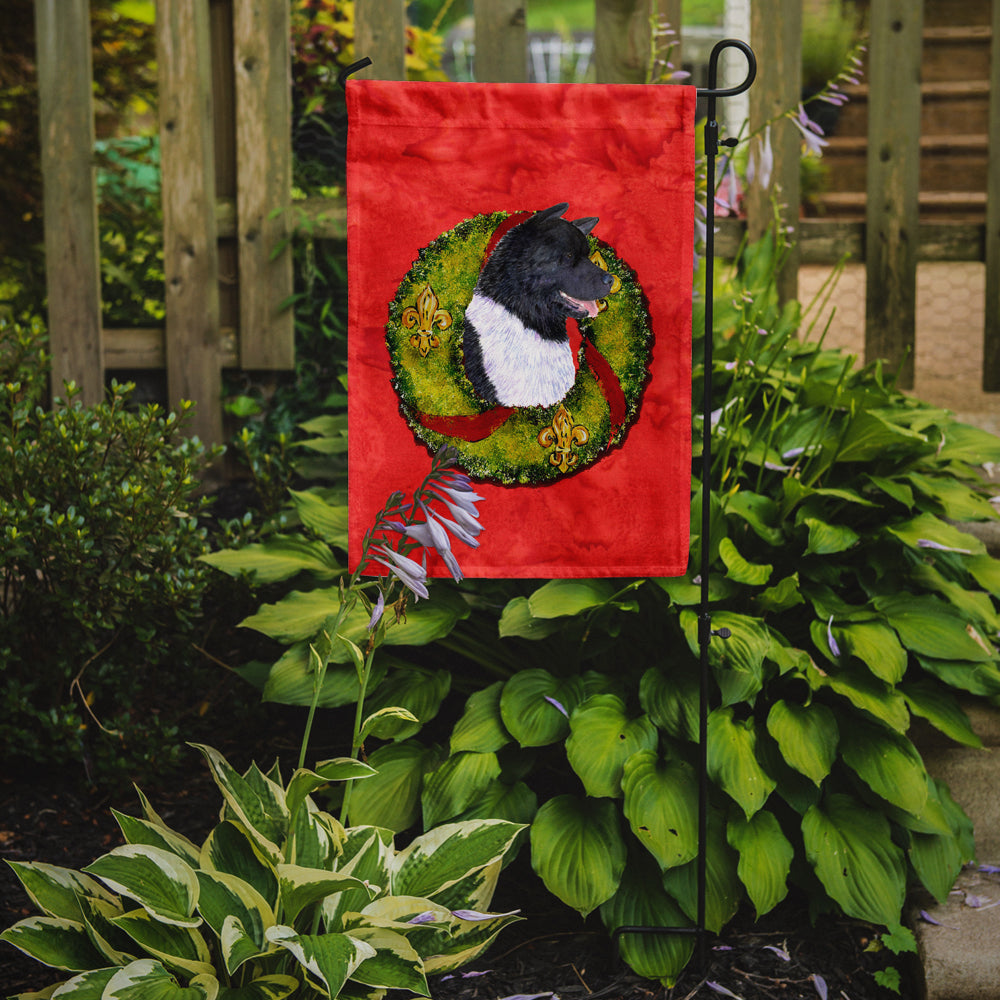 Akita Cristmas Wreath Garden Flag Mailbox Decorative Yard Banner Outside Patio Artwork for Flower Beds, Garden Size, Multicolor