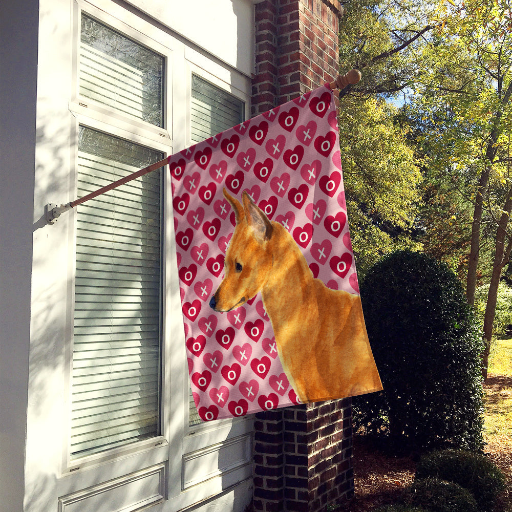 Min Pin Hearts Love and Valentine's Day Portrait House Flag 28x40 Porch Sleeve Pole Decorative Outside Yard Banner Artwork Wall Hanging, Polyester